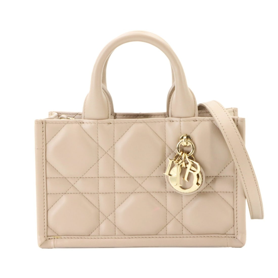 Christian Dior Macro Cannage Book Tote Mini 2-way Shoulder Handbag Leather Beige S5573OWHP: --- Catalog ---Category: SizeWeight: 370g / 13.05oz.Size (HxWxD): 13cm x 21cm x 8cm / 5.11'' x 8.26'' x 3.14''Strap Length: 103cm - 118cm / 40.55'' - 46.45''Handle Length: 22cm / 8.66''Category: