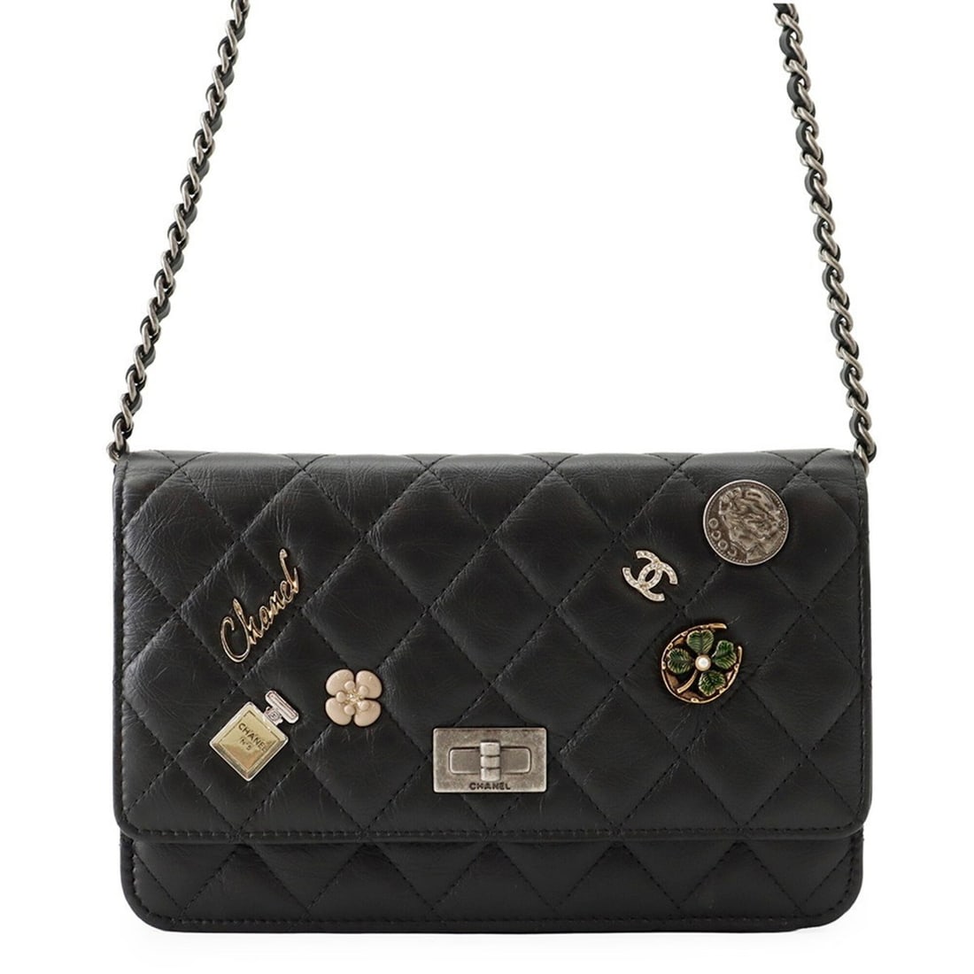 Chanel Chain Wallet 2.55 Lucky Charm Matelassé Coco Mark No. 5 Camellia Clover Leather A80442 Black: --- Catalog ---Category: SizeWeight: 420g / 14.81oz.Size (HxWxD): 12.5cm x 19cm x 2.5cm / 4.92'' x 7.48'' x 0.98''Strap / Chain Length: 1.27m / 49.99''Category: DesignType: Chain/Shoulder walletColor: