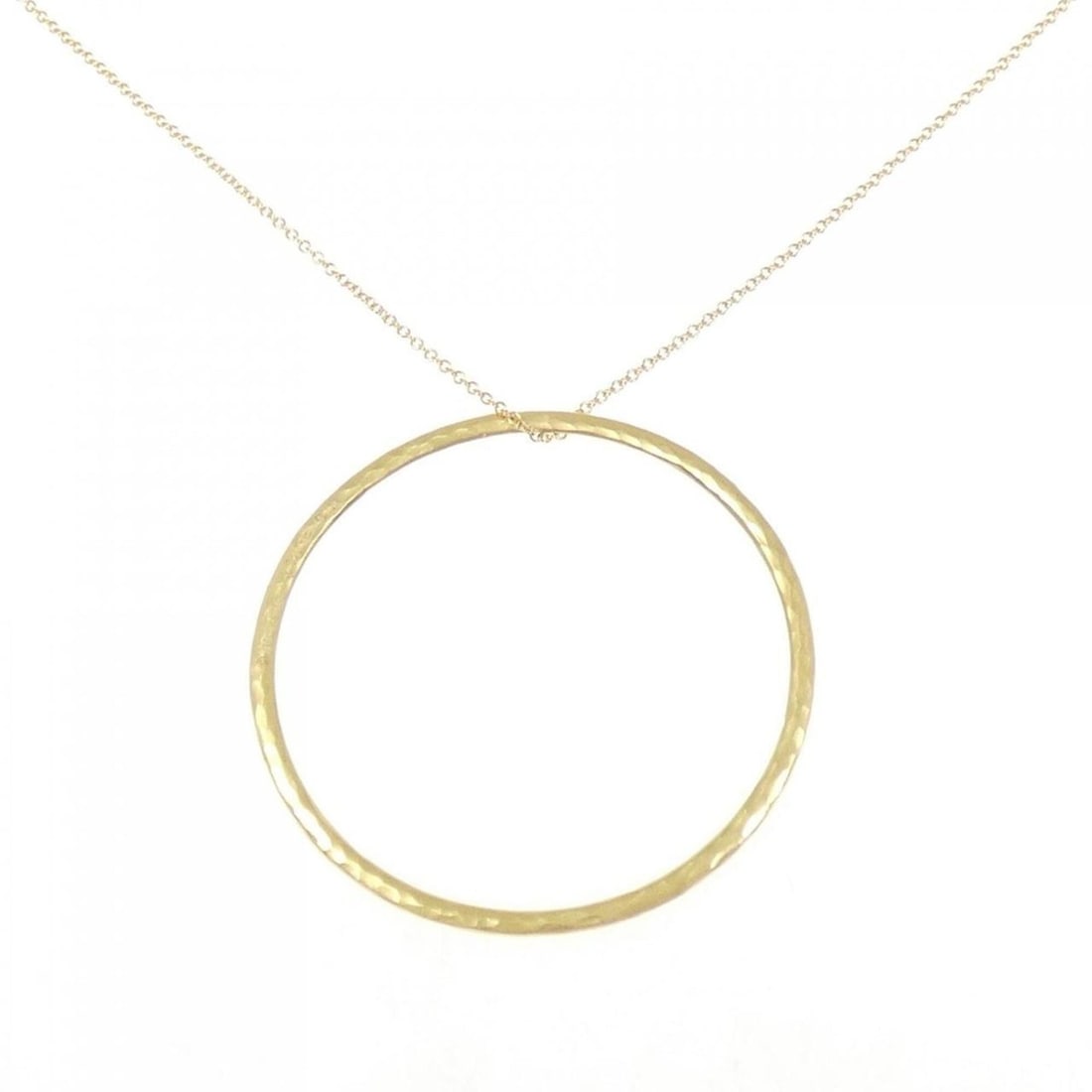 Tiffany Hammered Necklace: --- Catalog ---Category: SizePendant Size: 43.9mm x 43.3mm / 1.72'' x 1.7''Neck Circumference: 46 cm / 18.11''Category: DesignGender: WomenMaterial: Yellow gold (18K)Pendant Type: PendantNecklace
