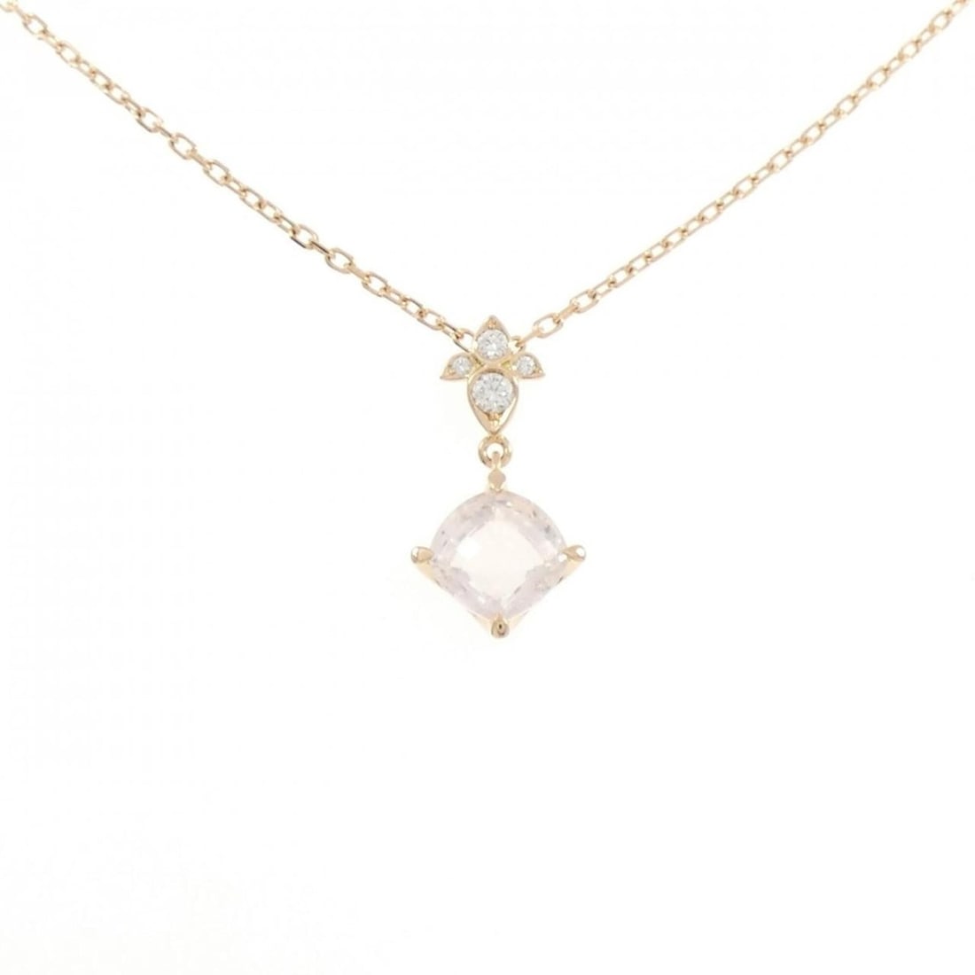 Cartier Indomysterieuse Necklace: --- Catalog ---Category: SizePendant Size: 20.6mm x 10.9mm / 0.81'' x 0.42''Neck Circumference: 40 cm / 15.74''Category: DesignColor: Pink goldStone: Diamond, QuartzGender: WomenMaterial: Pink gold