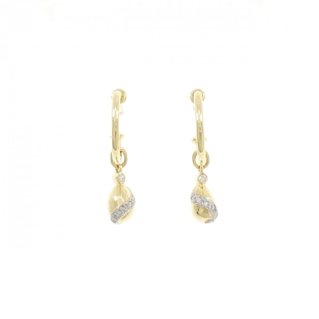 Cartier diamond earrings: --- Catalog ---Category: SizeSize (HxWxD): 25.20mm x 4.90mm / 0.99'' x 0.19''Category: DesignType: Chain earringsColor: White gold, Yellow goldStone: DiamondGender: WomenMaterial: White gold (18K),