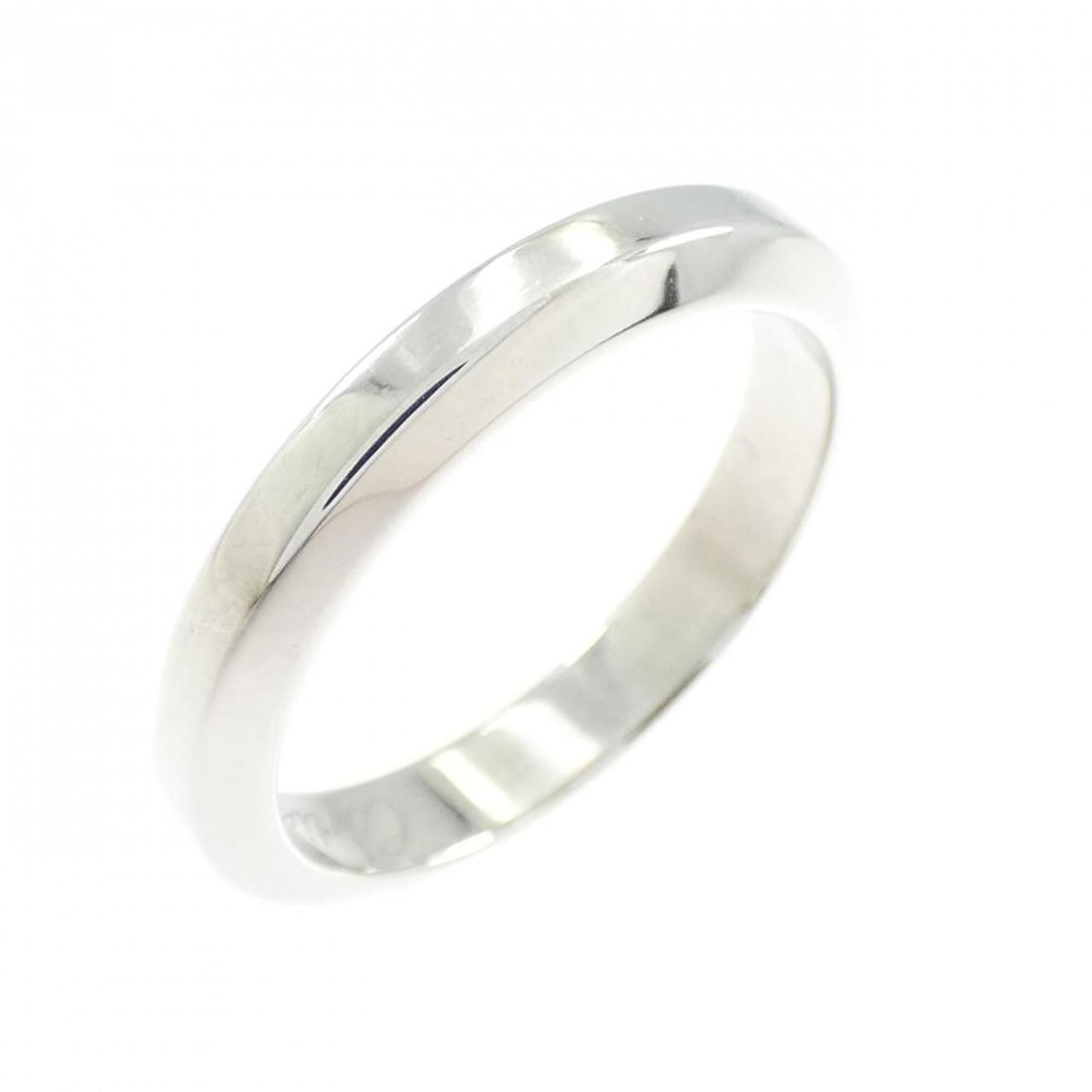 Cartier Declaration Ring: --- Catalog ---Category: SizeUS Size: 4Brand Size: 47Category: DesignType: Band ringColor: PlatinumGender: WomenMaterial: Platinum 950Category: GeneralMPN: AQ1827Brand: Cartier--- Item List ---Section