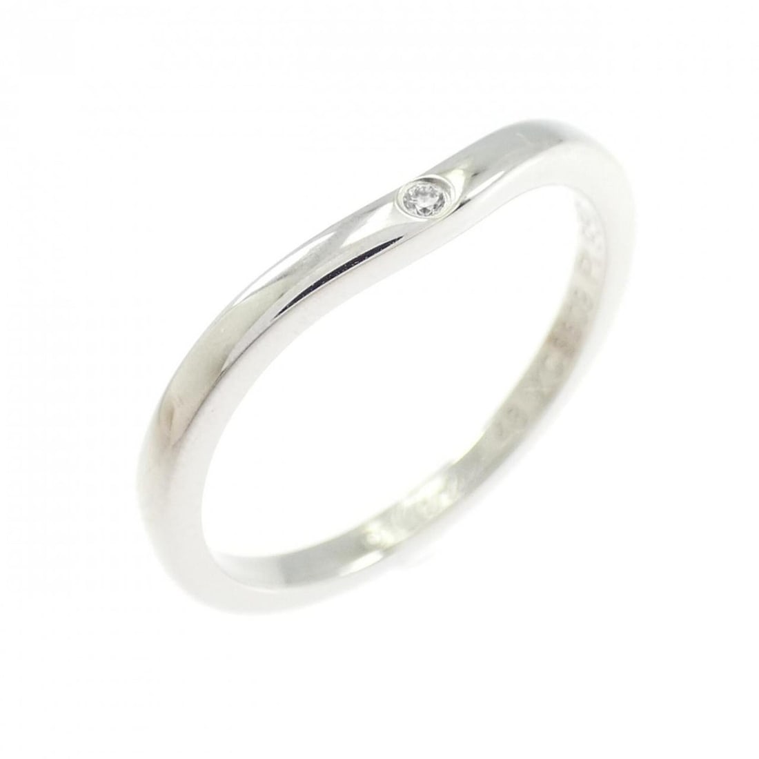 Cartier Ballerina 3P Ring: --- Catalog ---Category: SizeUS Size: 4.5Brand Size: 48Category: DesignType: Band ringColor: PlatinumStone: DiamondGender: WomenMaterial: Platinum 950Category: GeneralMPN: CRB4092900Brand: Cartier---