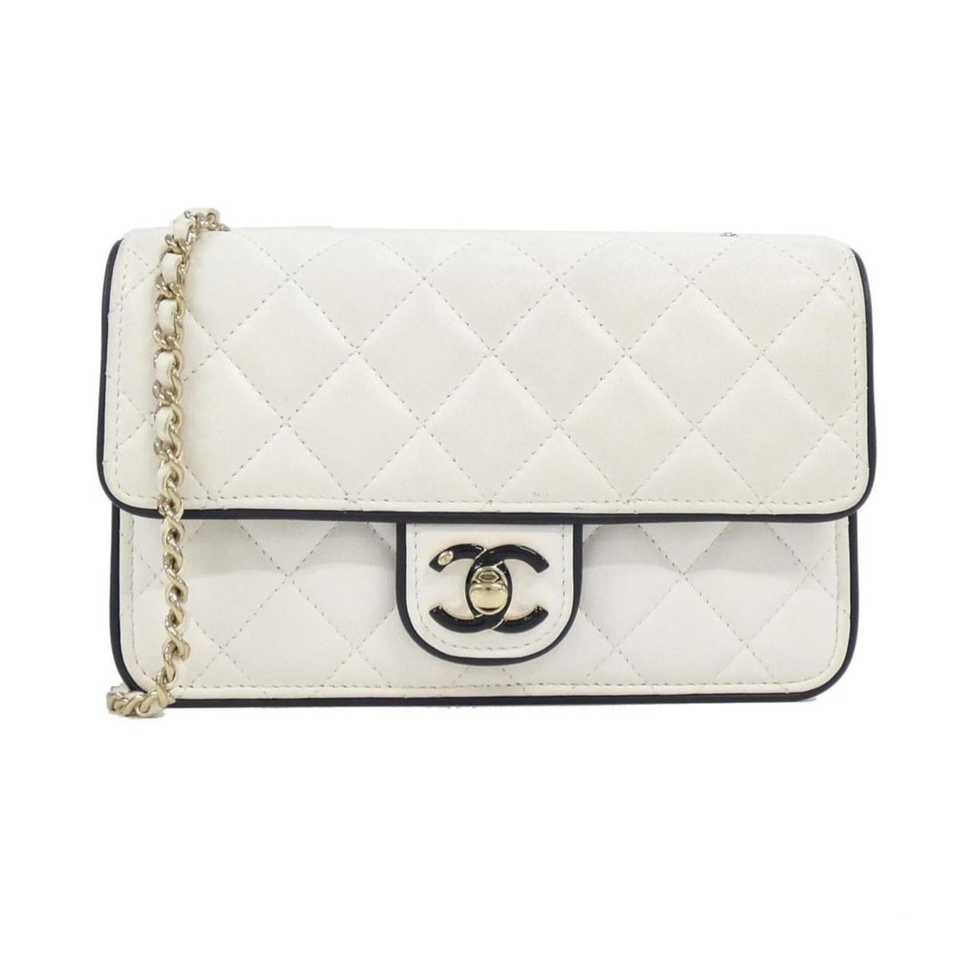 Chanel AP4511 Wallet Chain: --- Catalog ---Category: SizeSize (HxWxD): 12cm x 19.5cm x 4cm / 4.72'' x 7.67'' x 1.57''Category: DesignType: Chain/Shoulder walletColor: WhiteGender: WomenMaterial: Leather Leather/Fur Type: