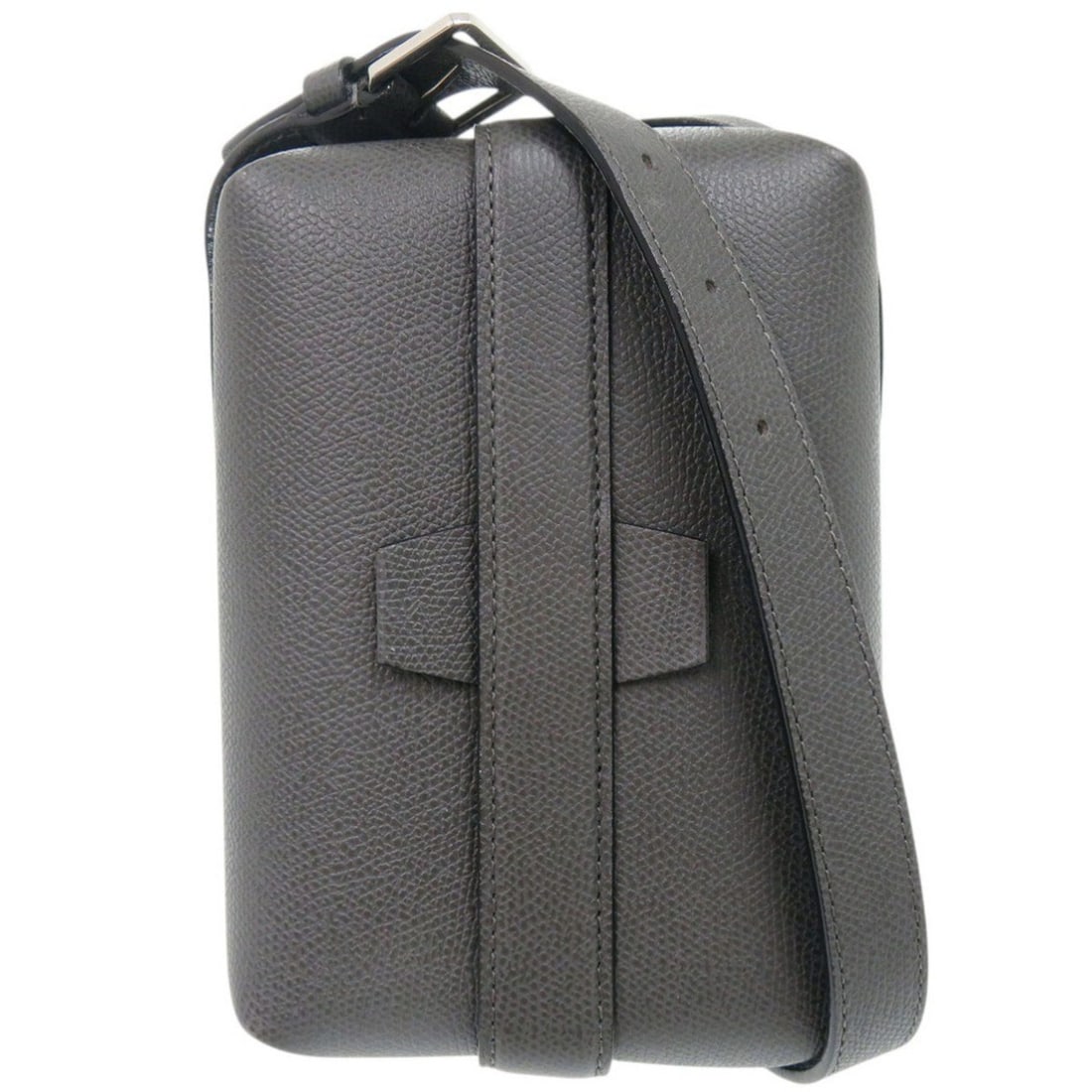 Valextra Trick Track Crossbody WBSR0024028LRL99GF Leather Grey Shoulder Bag 1372Valextra: --- Catalog ---Category: SizeSize (HxWxD): 17cm x 13cm x 9cm / 6.69'' x 5.11'' x 3.54''Category: DesignType: Shoulder bagColor: GrayGender: WomenMaterial: Leather Category: GeneralMPN: WBSR0024028LRL9