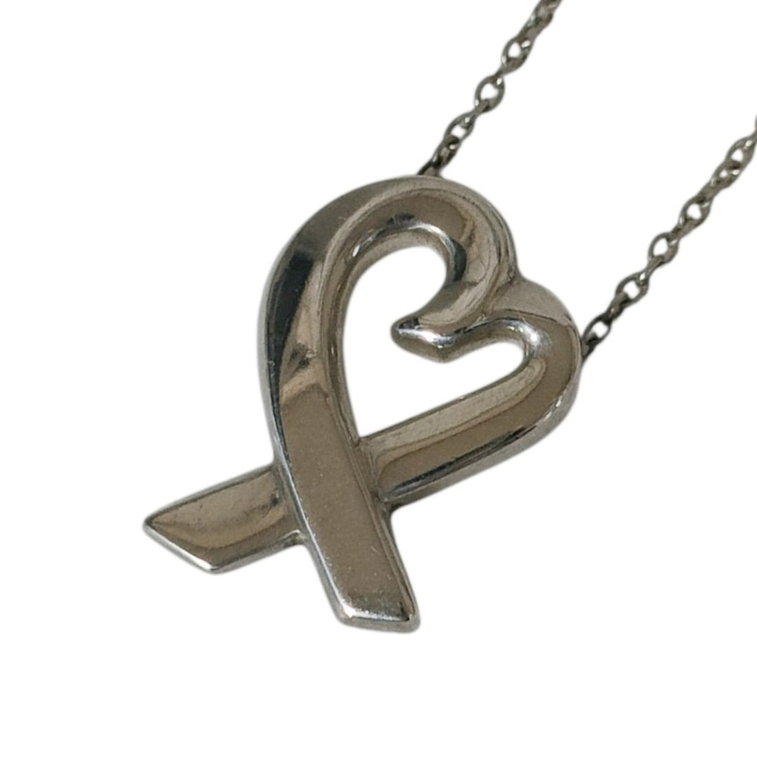 TIFFANY&Co. Tiffany & Co. Paloma Picasso Loving Heart Chain Pendant Necklace, 925 Sterling Silver,: --- Catalog ---Category: SizePendant Size: 1.5mm x 1mm / 0.05'' x 0.03''Neck Circumference: 42 cm / 16.53''Category: DesignColor: SilverGender: WomenMaterial: Silver 925Necklace Type: Pendant necklace