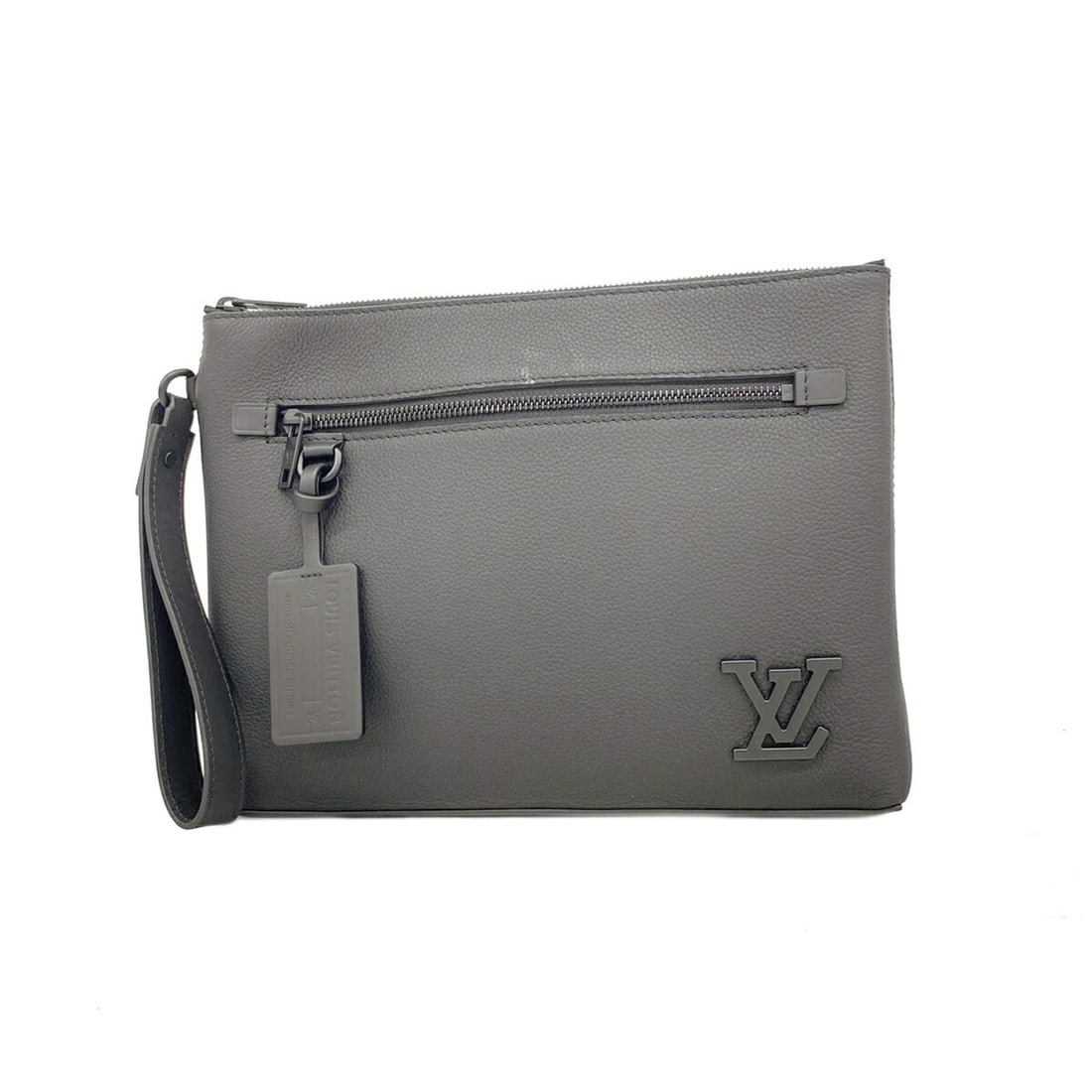 Louis Vuitton Aerogram Pochette Clutch Bag for iPad M69837 Noir Men's P3538276: --- Catalog ---Category: SizeSize (HxWxD): 21.5cm x 28.5cm x 4.5cm / 8.46'' x 11.22'' x 1.77''Category: DesignType: Clutch bagColor: NoirGender: MenCategory: GeneralMPN: M69837Brand: Louis Vuitton--- 