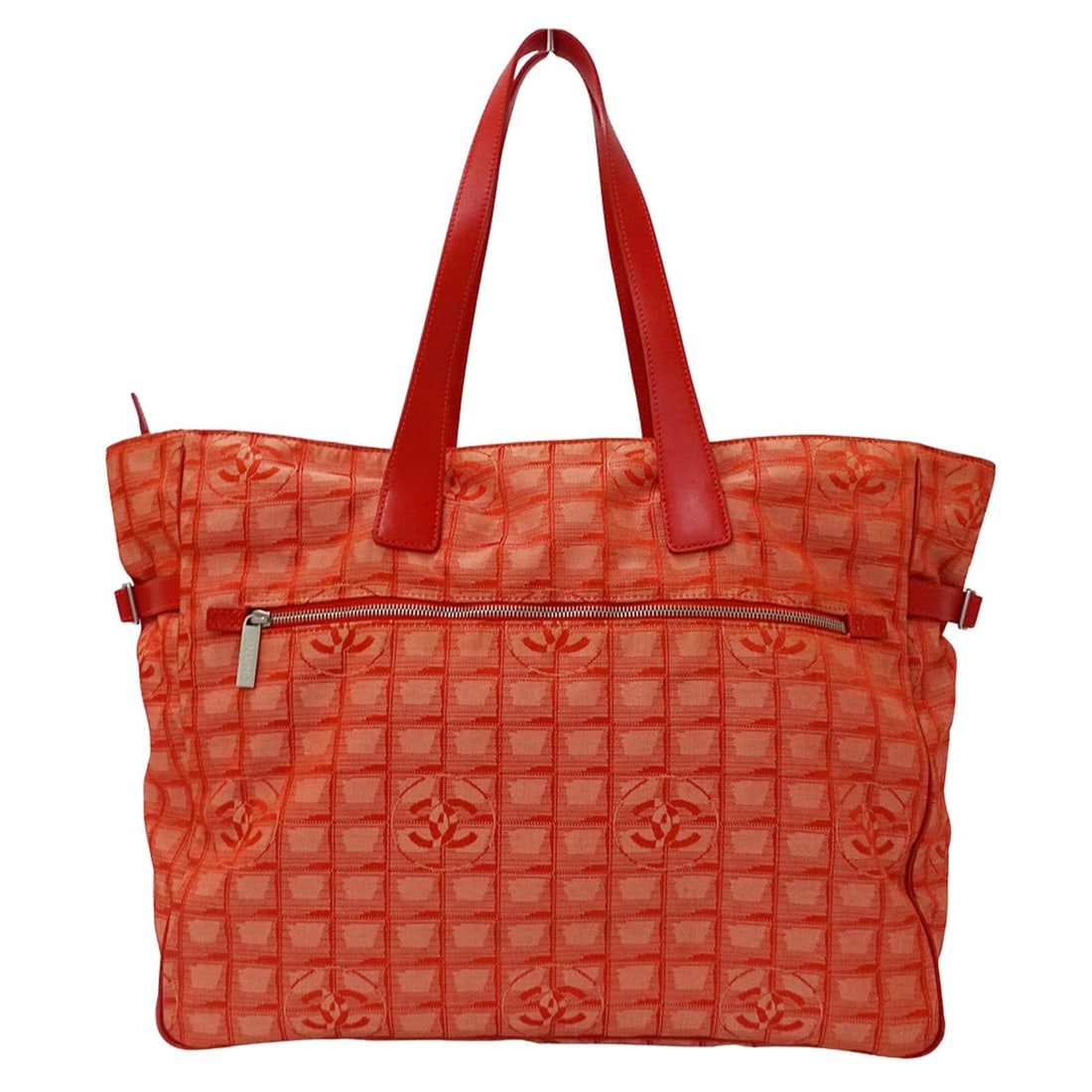 Chanel CHANEL Handbag New Travel Tote TGM Women's Brand Bag Nylon Red: --- Catalog ---Category: SizeSize (HxWxD): 36.5cm x 43.5cm x 15cm / 14.37'' x 17.12'' x 5.9''Category: DesignType: Handbag, Tote bagColor: Red colorGender: WomenMaterial: Nylon Category: GeneralBrand: