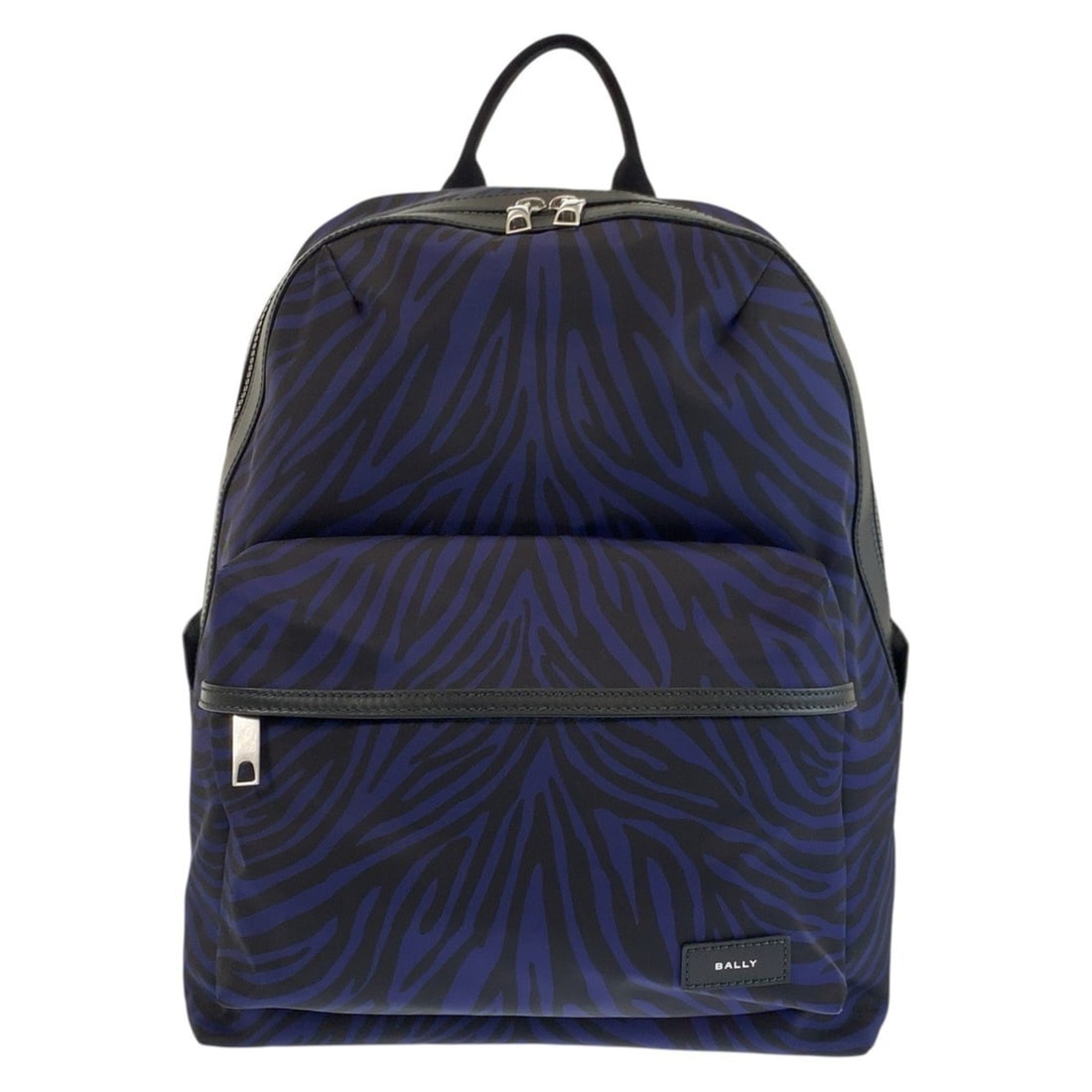 BALLY Zebra Print Navy Black Nylon Backpack for Men: --- Catalog ---Category: SizeSize (HxWxD): 40cm x 31cm x 14cm / 15.74'' x 12.2'' x 5.51''Category: DesignType: BackpackColor: Black, NavyGender: MenMaterial: Nylon Category: GeneralBrand: BallyCountry