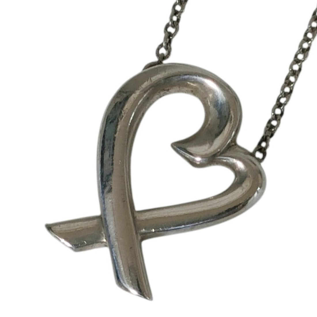 TIFFANY&Co. Tiffany & Co. Paloma Picasso Loving Heart Chain Pendant Necklace, 925 Sterling Silver,: --- Catalog ---Category: SizePendant Size: 1.5mm x 1.1mm / 0.05'' x 0.04''Neck Circumference: 39 cm / 15.35''Category: DesignColor: SilverGender: WomenMaterial: Silver 925Necklace Type: Pendant neckla