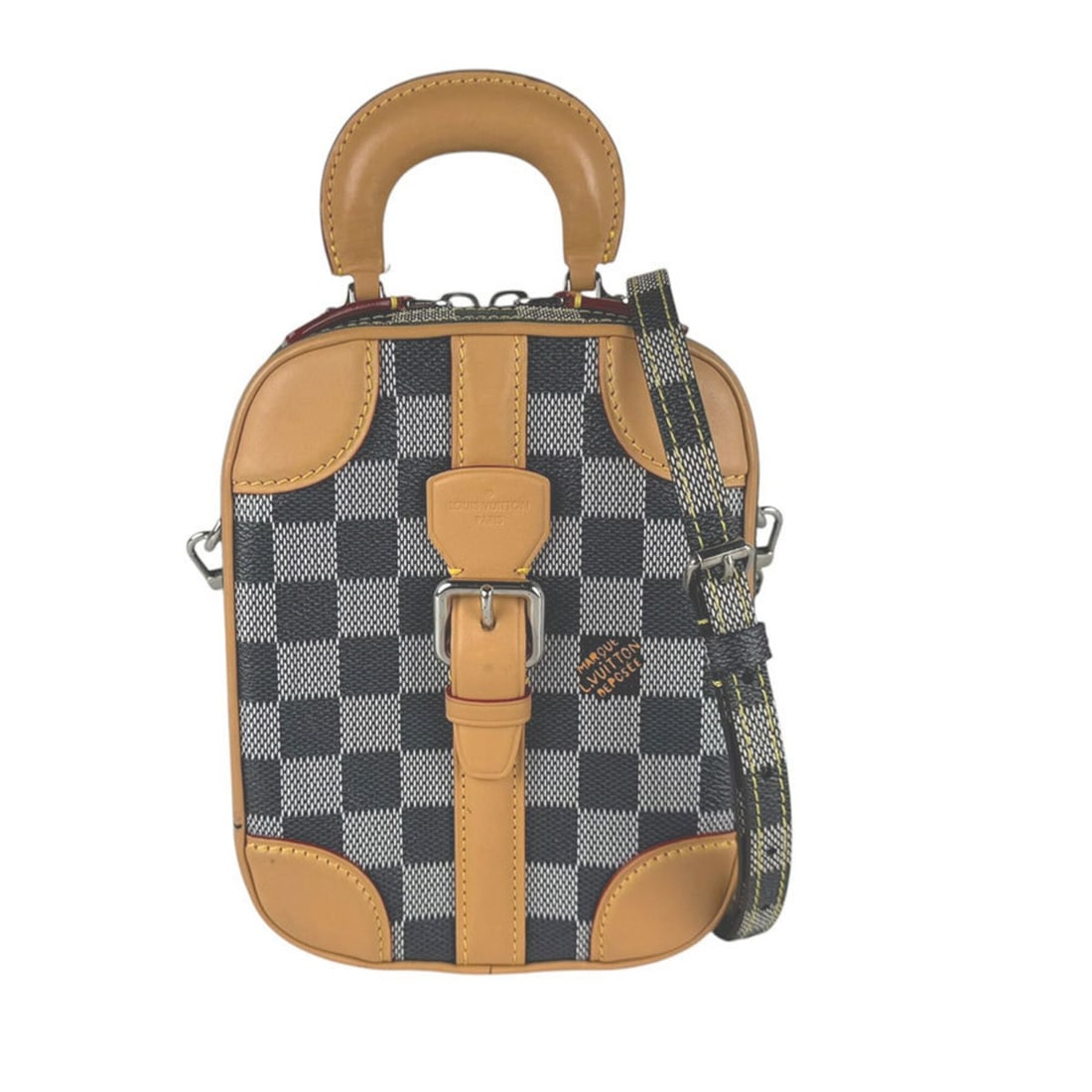 Louis Vuitton LOUIS VUITTON Shoulder Bag Damier Valisette Vertical Canvas Black/Brown Men's N60273: --- Catalog ---Category: SizeSize (HxWxD): 18.5cm x 14.5cm x 6cm / 7.28'' x 5.7'' x 2.36''Category: DesignType: Shoulder bagColor: Black, BrownGender: MenMaterial: Damier Canvas Category: GeneralMPN: 