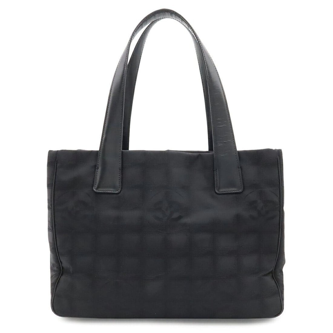 CHANEL New Travel Line Tote PM Bag Shoulder Nylon Jacquard Leather Black A20457: --- Catalog ---Category: SizeSize (HxWxD): 22cm x 29cm x 12.5cm / 8.66'' x 11.41'' x 4.92''Category: DesignType: Shoulder bag, Tote bagColor: BlackGender: WomenMaterial: New Travel Line Category: Gene
