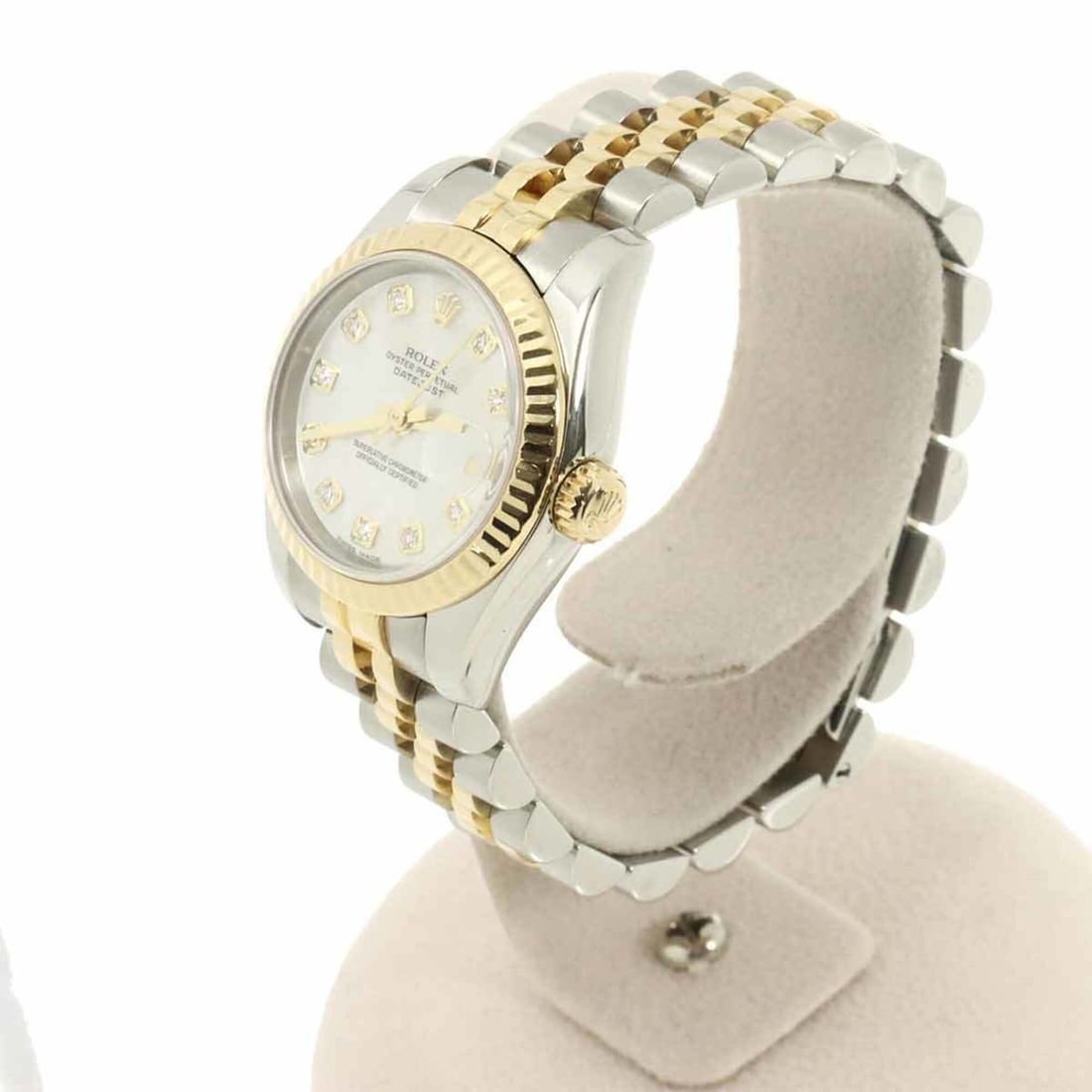 Rolex Datejust Two-Tone 179173NG D-serial Ladies' Watch 10P Diamond White Mother-of-Pearl 18K Yellow: --- Catalog ---Category: SizeWrist Size: 14cm / 5.51''Case Diameter: 26mm / 1.02''Category: DesignType: WristwatchGender: WomenColor (Dial): White shellMaterial (Band): Stainless steel, Yellow gold (1