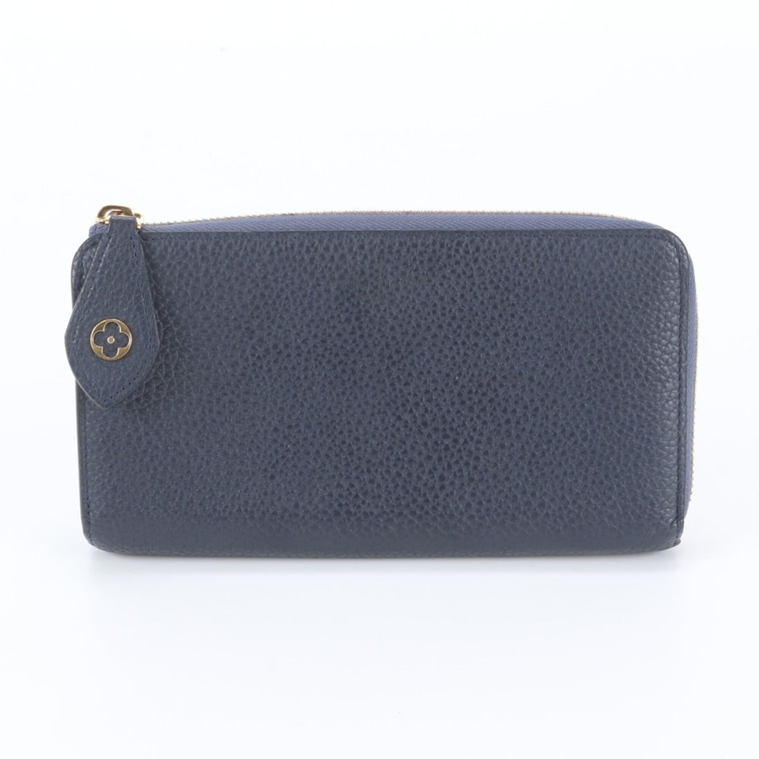 Louis Vuitton Taurillon Leather Portefeuille Comet Blue Marine M68582 Long Wallet for Women: --- Catalog ---Category: SizeSize (HxWxD): 11cm x 20cm x 3cm / 4.33'' x 7.87'' x 1.18''Category: DesignType: Long wallet (bi-fold)Color: Navy BlueGender: WomenMaterial: Leather Category: GeneralMPN: M
