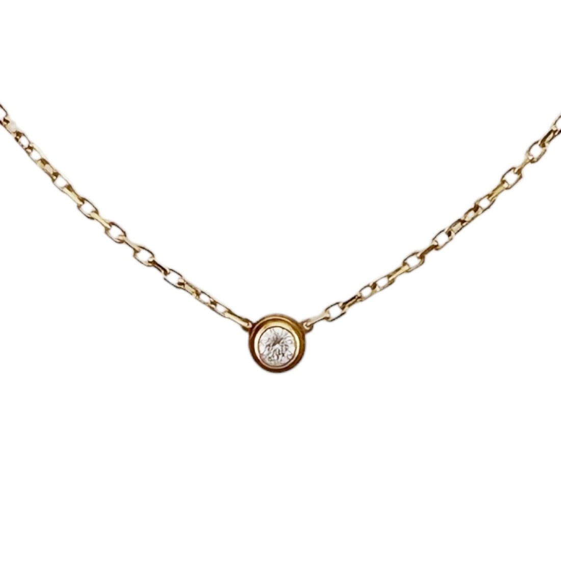 Cartier Damour Diamants Légers Necklace, approximately 0.09ct diamond, 18K yellow gold, women's: --- Catalog ---Category: SizePendant Size: 4mm x 4mm / 0.15'' x 0.15''Neck Circumference: 41 cm / 16.14''Category: DesignColor: GoldGender: WomenMaterial: Yellow gold (18K)Necklace Type: NecklaceCateg