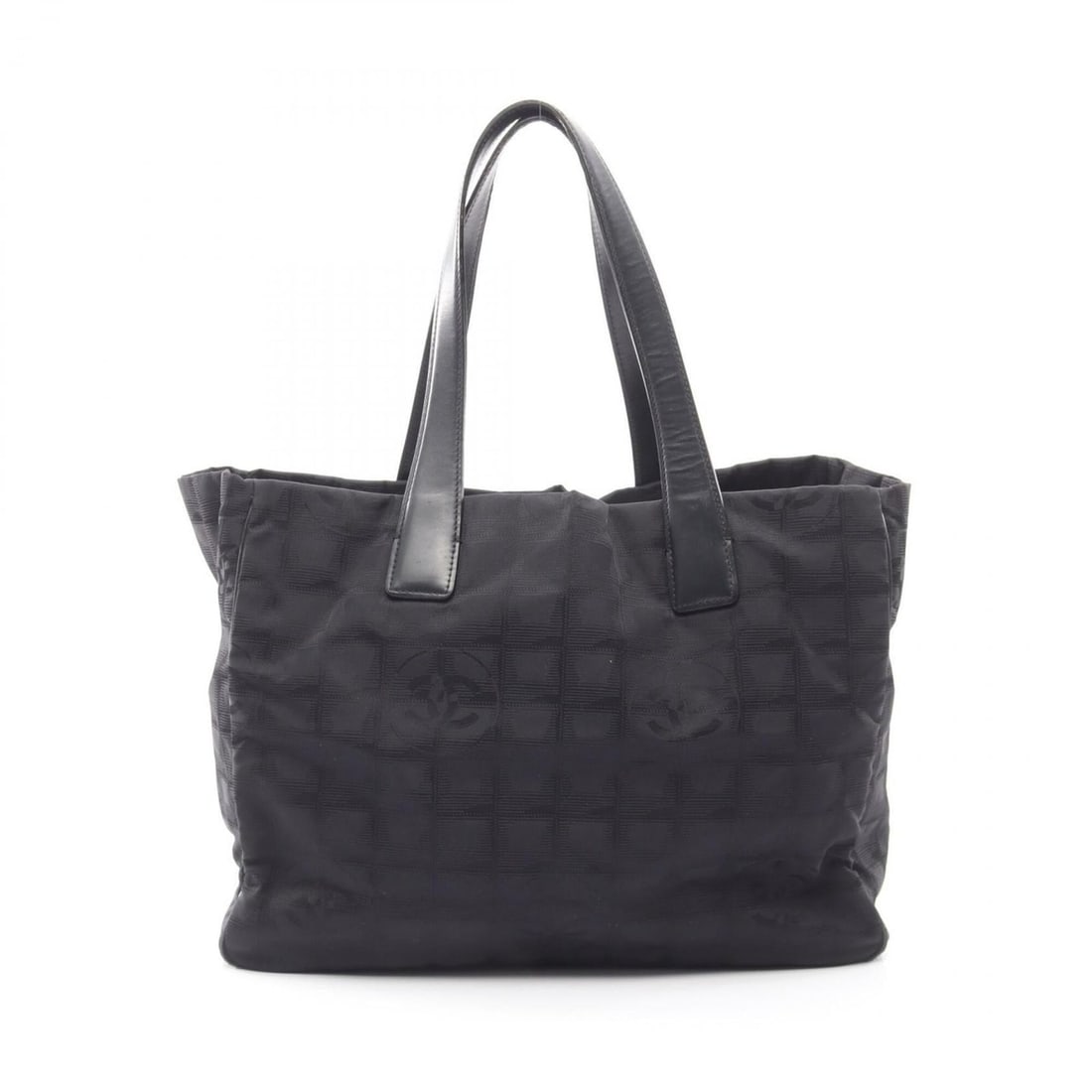 Chanel New Travel Line MM Tote Bag Handbag Leather Nylon Canvas Women's Black A15991: --- Catalog ---Category: SizeSize (HxWxD): 25cm x 34cm x 14.5cm / 9.84'' x 13.38'' x 5.7''Category: DesignType: Handbag, Tote bagColor: BlackGender: WomenMaterial: Leather , Nylon canvas Category: Gen