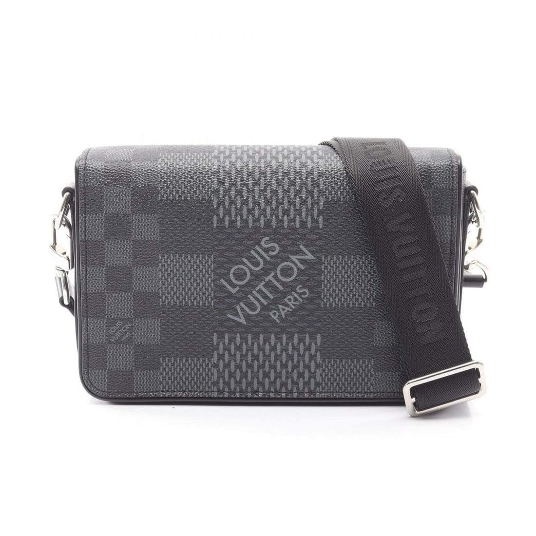 Louis Vuitton Studio Messenger 3D Shoulder Bag/Handbag, Coated Canvas and Leather, Damier Graphite,: --- Catalog ---Category: SizeSize (HxWxD): 15cm x 23cm x 5cm / 5.9'' x 9.05'' x 1.96''Strap Length: 93cm - 136cm / 36.61'' - 53.54''Category: DesignType: Shoulder bagColor: BlackGender: MenMaterial: