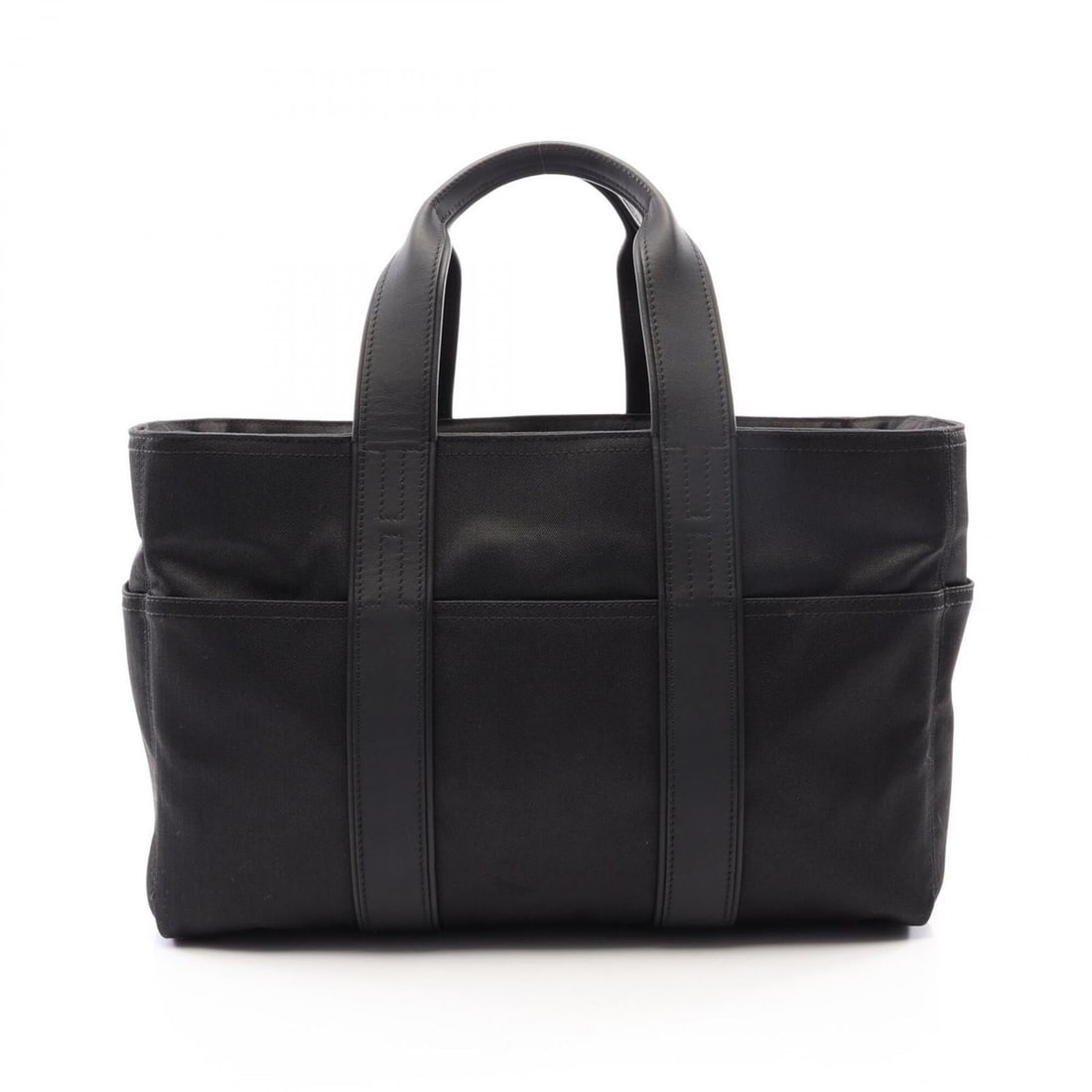 Hermes Acapulco MM Handbag, Leather & Canvas Toile Chevron, Women's, Black: --- Catalog ---Category: SizeSize (HxWxD): 24cm x 38cm x 16cm / 9.44'' x 14.96'' x 6.29''Category: DesignType: HandbagColor: BlackGender: WomenMaterial: Toile chevron , Leather , Canvas Category: Gene