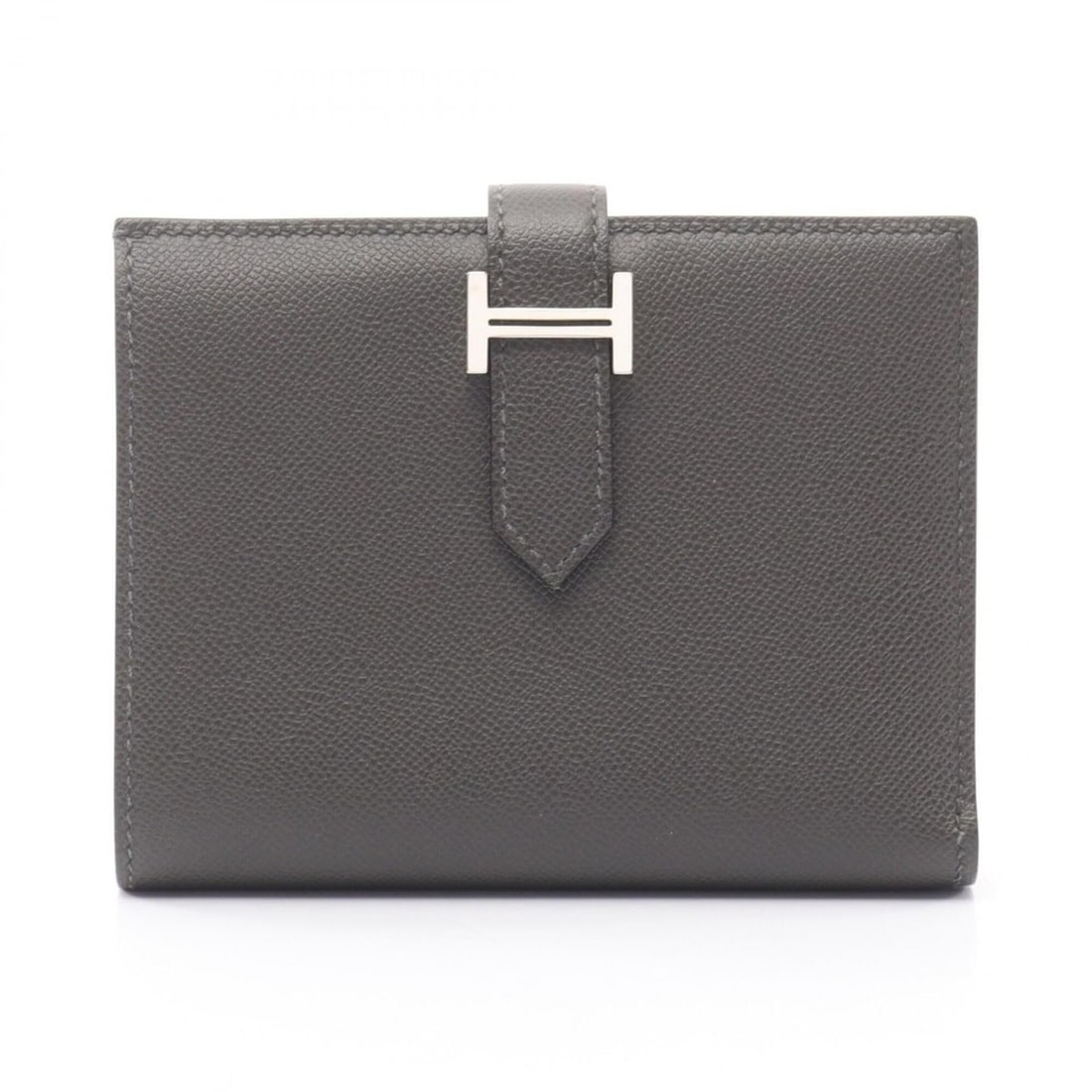 Hermes Bearn Compact Bi-fold Wallet, Leather, Veau Madame, Women's, Gray: --- Catalog ---Category: SizeSize (HxWxD): 9cm x 12cm x 2cm / 3.54'' x 4.72'' x 0.78''Category: DesignType: Wallet (bi-fold)Color: GrayGender: WomenCategory: GeneralBrand: Hermes--- Item List ---Secti