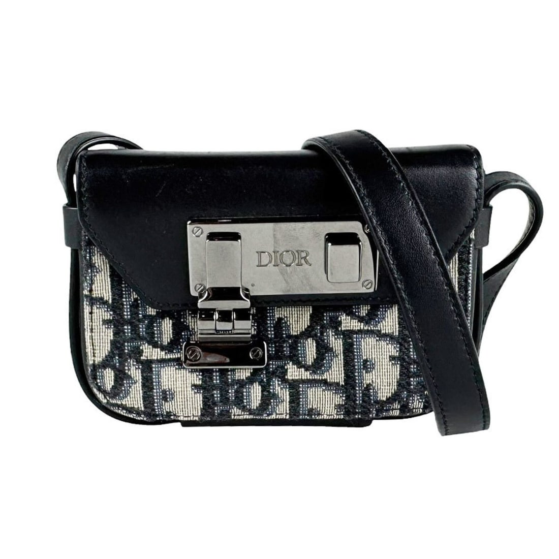 Christian Dior shoulder bag, leather and canvas, black navy, women's, z11047: --- Catalog ---Category: SizeSize (HxWxD): 8cm x 12cm x 3cm / 3.14'' x 4.72'' x 1.18''Category: DesignType: Shoulder bagColor: Black, NavyGender: WomenMaterial: Leather , Canvas Category: GeneralBrand