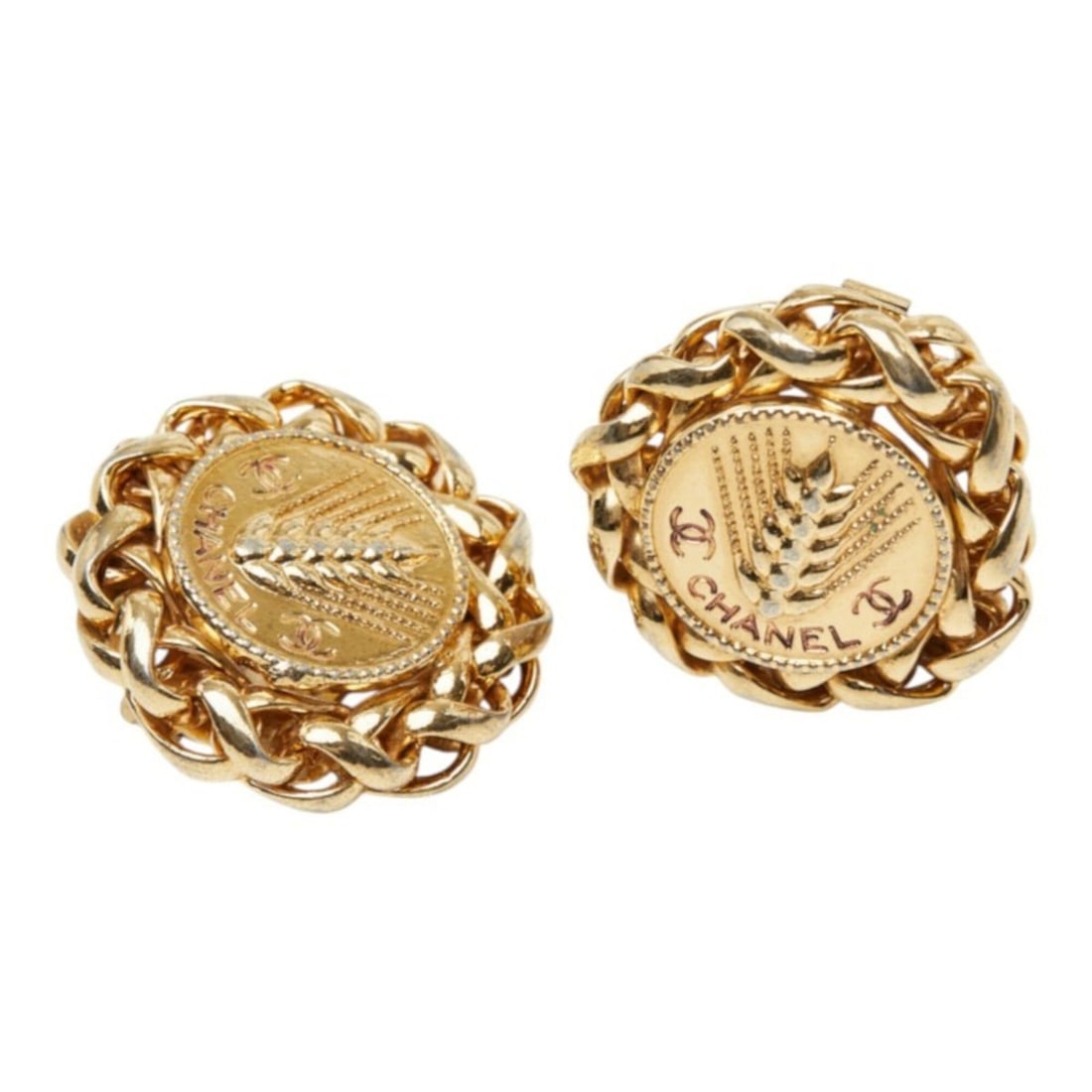 Chanel Coco Mark Rice Stalk Motif Earrings Ear Clip Gold Plated Women's CHANEL: --- Catalog ---Category: SizeSize (HxWxD): 34.80mm x 34.80mm / 1.37'' x 1.37''Category: DesignType: Clip earringsColor: GoldGender: WomenMaterial: Gold platingCategory: GeneralBrand: Chanel--- Item Li