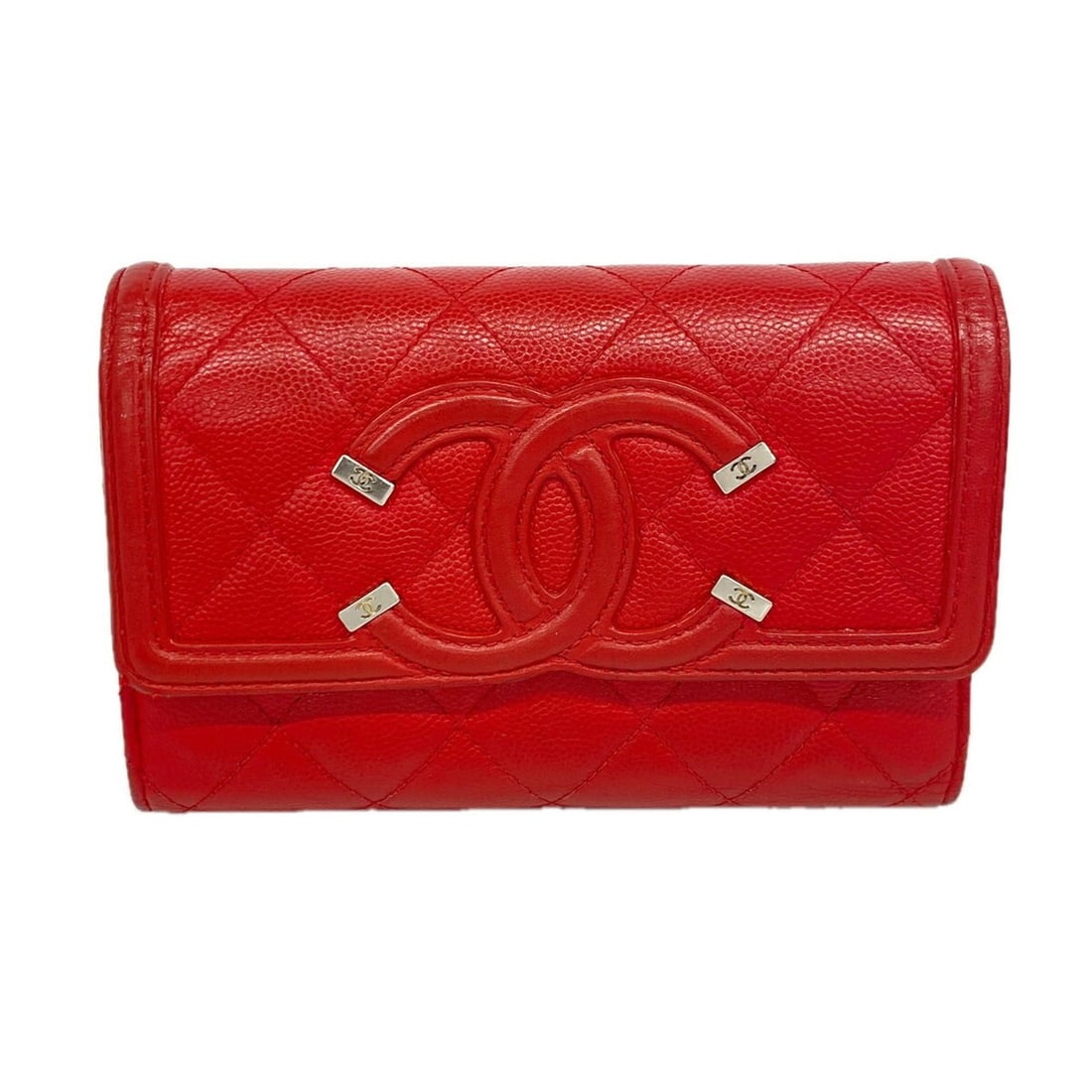 Chanel Tri-fold Wallet CC Filigree Caviar Skin Red Women's: --- Catalog ---Category: SizeSize (HxWxD): 10cm x 15cm x 2.5cm / 3.93'' x 5.9'' x 0.98''Category: DesignType: Wallet (tri-fold)Color: Red colorGender: WomenMaterial: Grained Calfskin Category: General