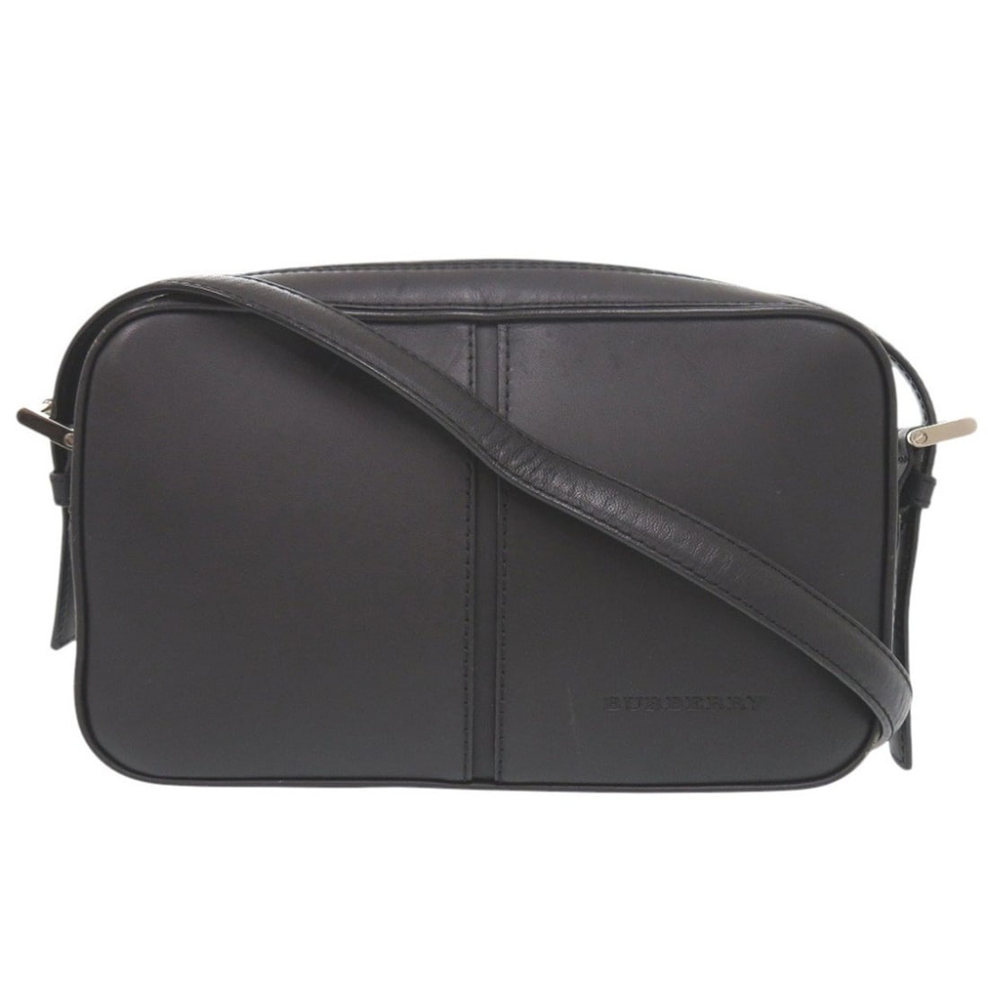 Burberry Logo Leather Black Shoulder Bag 0663BURBERRY: --- Catalog ---Category: SizeSize (HxWxD): 14cm x 24cm x 6.5cm / 5.51'' x 9.44'' x 2.55''Category: DesignType: Shoulder bagColor: BlackGender: WomenMaterial: Leather Category: GeneralBrand: Burberry--