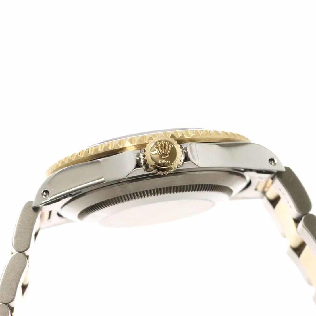 Rolex Submariner Date Two-Tone 16613 U-serial Men's Watch Blue 18K Yellow Gold Automatic: --- Catalog ---Category: SizeWrist Size: 18.5cm / 7.28''Case Diameter: 40mm / 1.57''Category: DesignType: WristwatchGender: MenColor (Dial): BlueMaterial (Band): Stainless steel, Yellow gold (18K)Mate