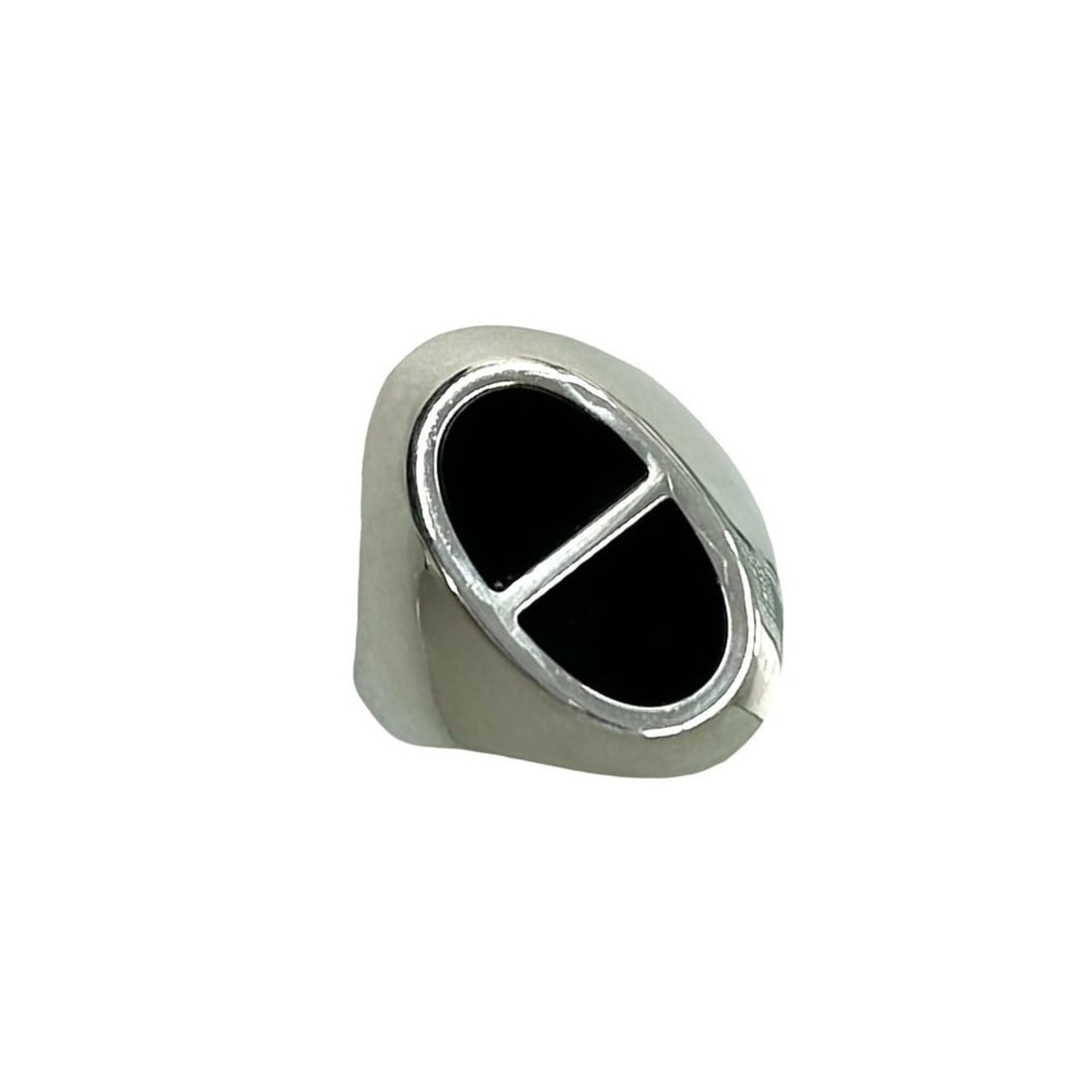 HERMES Verso Ring, Sterling Silver 925, Size #57, Accessory, Item Number 29059: --- Catalog ---Category: SizeJP Size: 16US Size: 8Category: DesignType: Band ringColor: Black, SilverGender: WomenMaterial: Silver 925Category: GeneralBrand: Hermes--- Item List ---Section: ConditionR