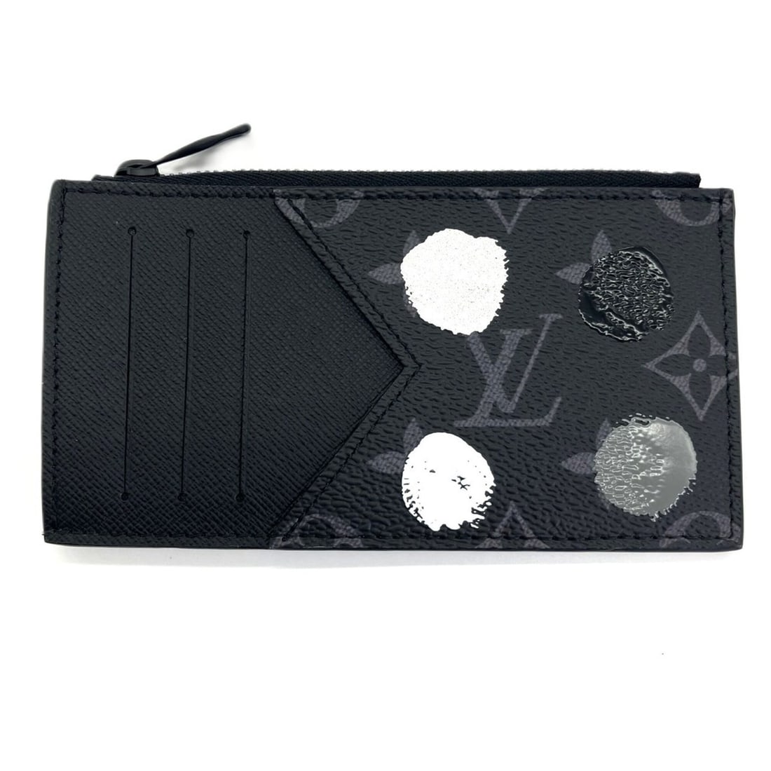 Louis Vuitton x Yayoi Kusama Collaboration Monogram Eclipse Painted Dot Coin Card Holder M81930: --- Catalog ---Category: SizeSize (HxWxD): 8cm x 14.5cm / 3.14'' x 5.7''Category: DesignType: Coin purse/coin caseColor: Monogram EclipseGender: MenMaterial: Monogram Eclipse Category: GeneralMPN: M81