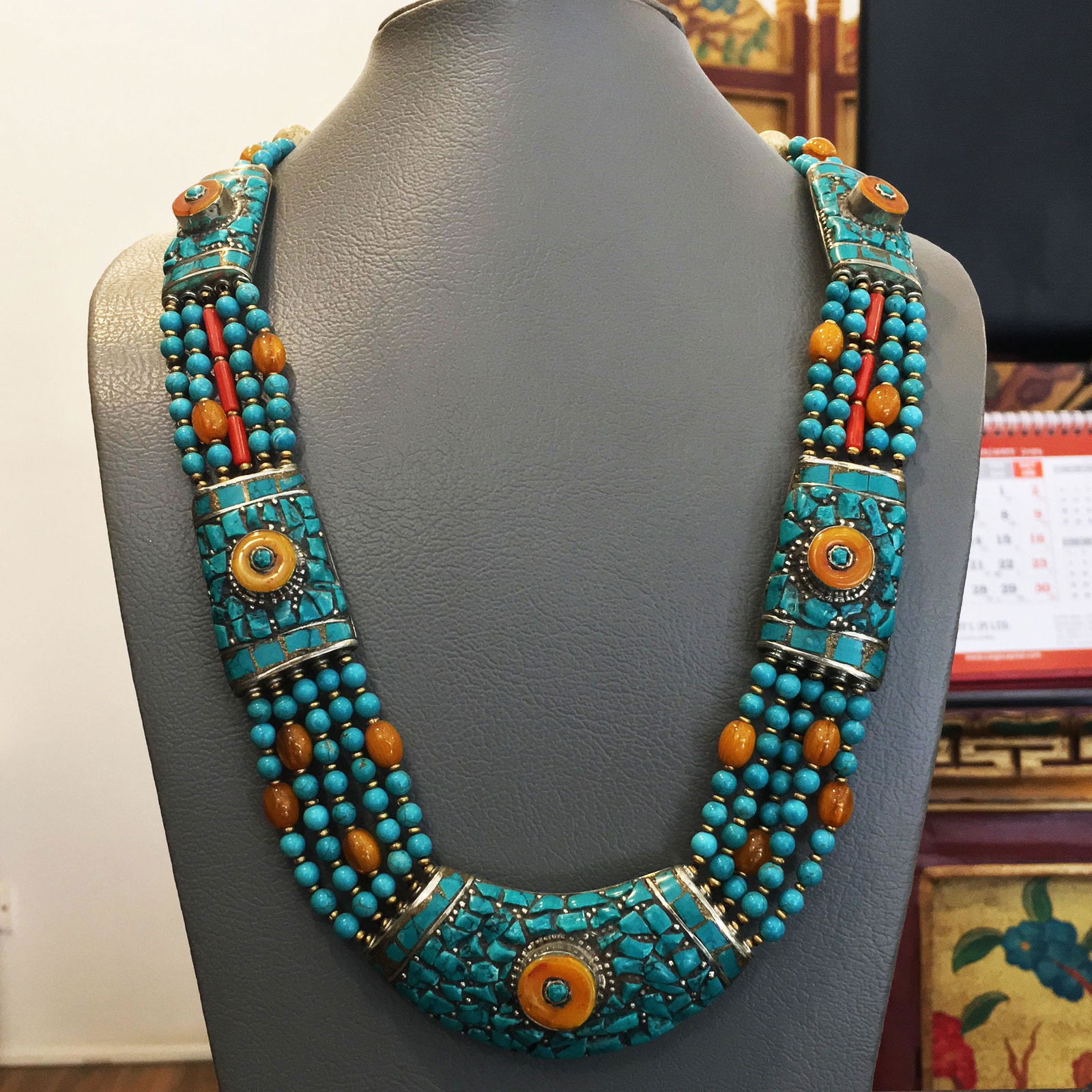 Tibetan Buddhist Turquoise & Coral Vintage Necklace: Tibetan Jewelry :- Exquisitely Beautiful & Amazingly affordable. We are an expert in manufacturer & trade and ship (Wholesale & Export) worldwide. Our manufacturing is located in Kathmandu