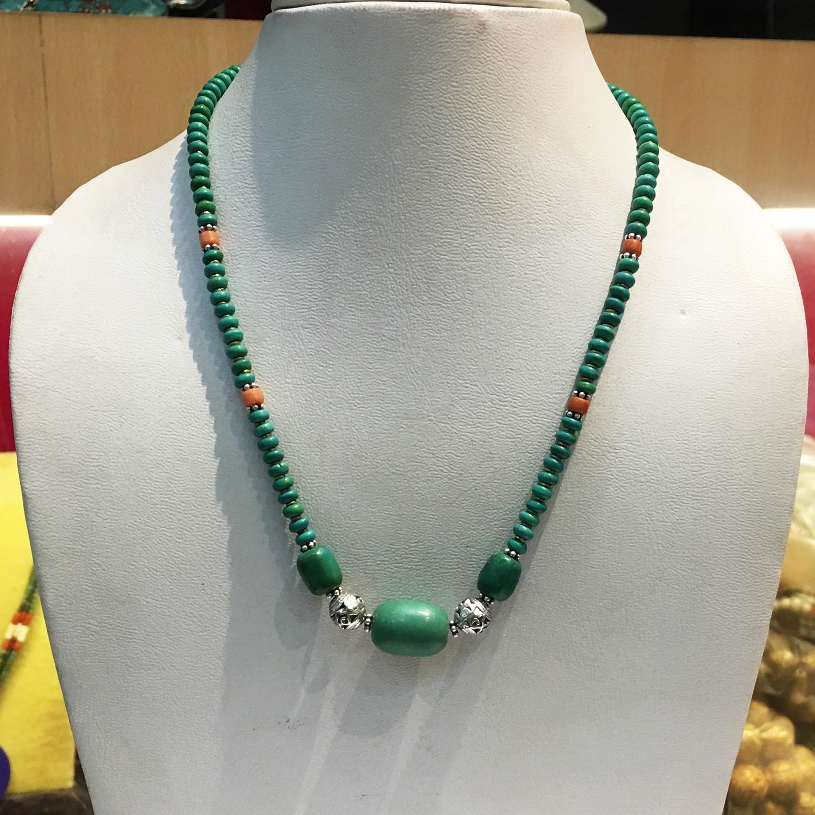 Natural Turquoise Beaded Necklace (1 of 1)