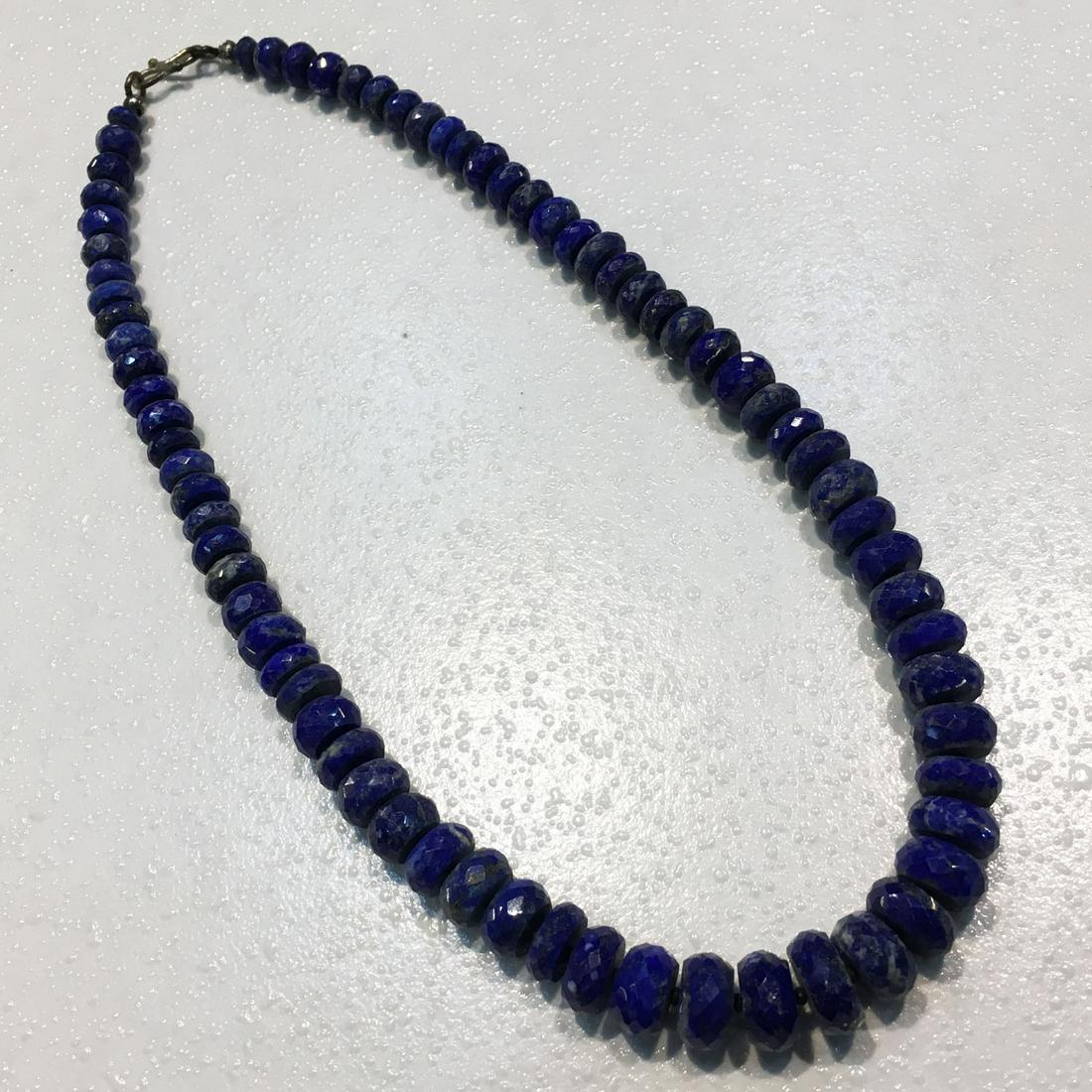 Natural Faceted Lapis 6 to 13 MM Handamde Necklace: Natural Faceted Lapis 6 to 13 MM Handamde NecklaceWeight: 66 GramGemstones: Faceted LapisLapis Size: 6 to 13 MMNecklace size: 18 InchCountry/Region of Manufacture: Kathmandu/Nepal