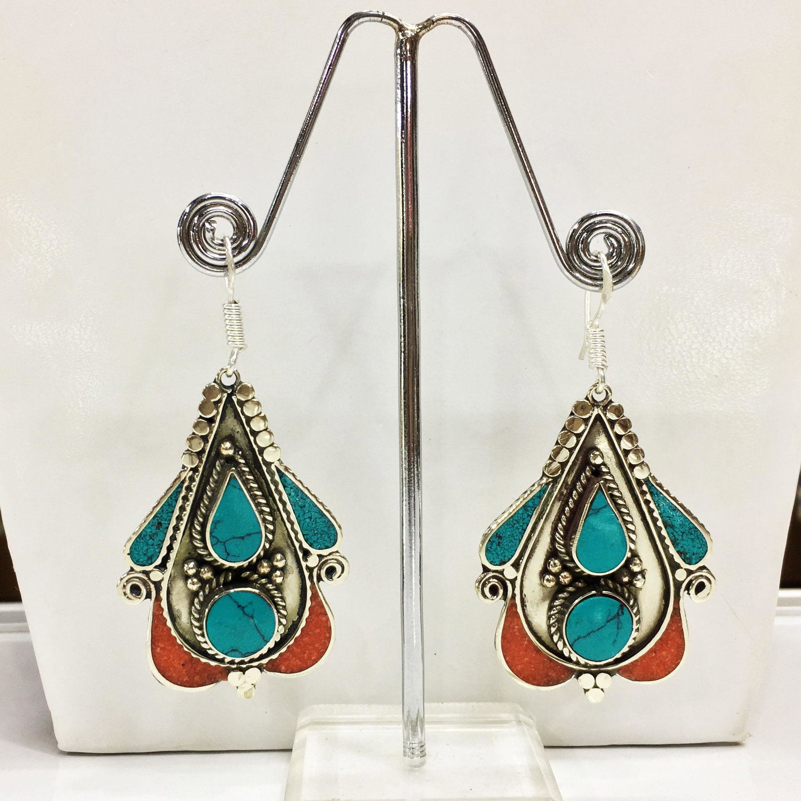 Nepalese Tibetan Silver Tibetan Earring: Tibetan Jewelry :- Exquisitely Beautiful & Amazingly affordable. We are an expert in manufacturer & trade and ship (Wholesale & Export) worldwide. Our manufacturing is located in Kathmandu
