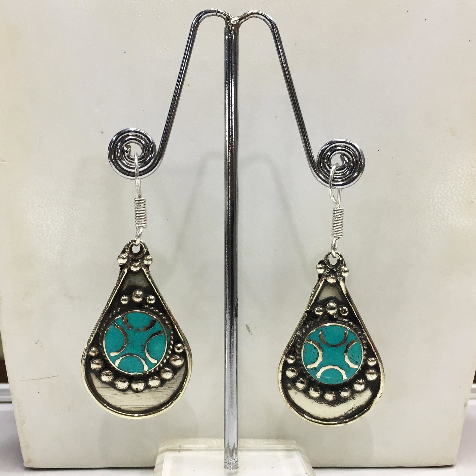 Tibetan Turquoise Nepali Handmade Earrings: Tibetan Handmade Ethnic EarringsMain Stone: Turquoise, Coral & LapisMetal: Tibetan SilverMaterial: StoneBrand: HandmadeStyle: BohemianEthnic Origin: TibetanCountry/Region of Manufacture: Nepal