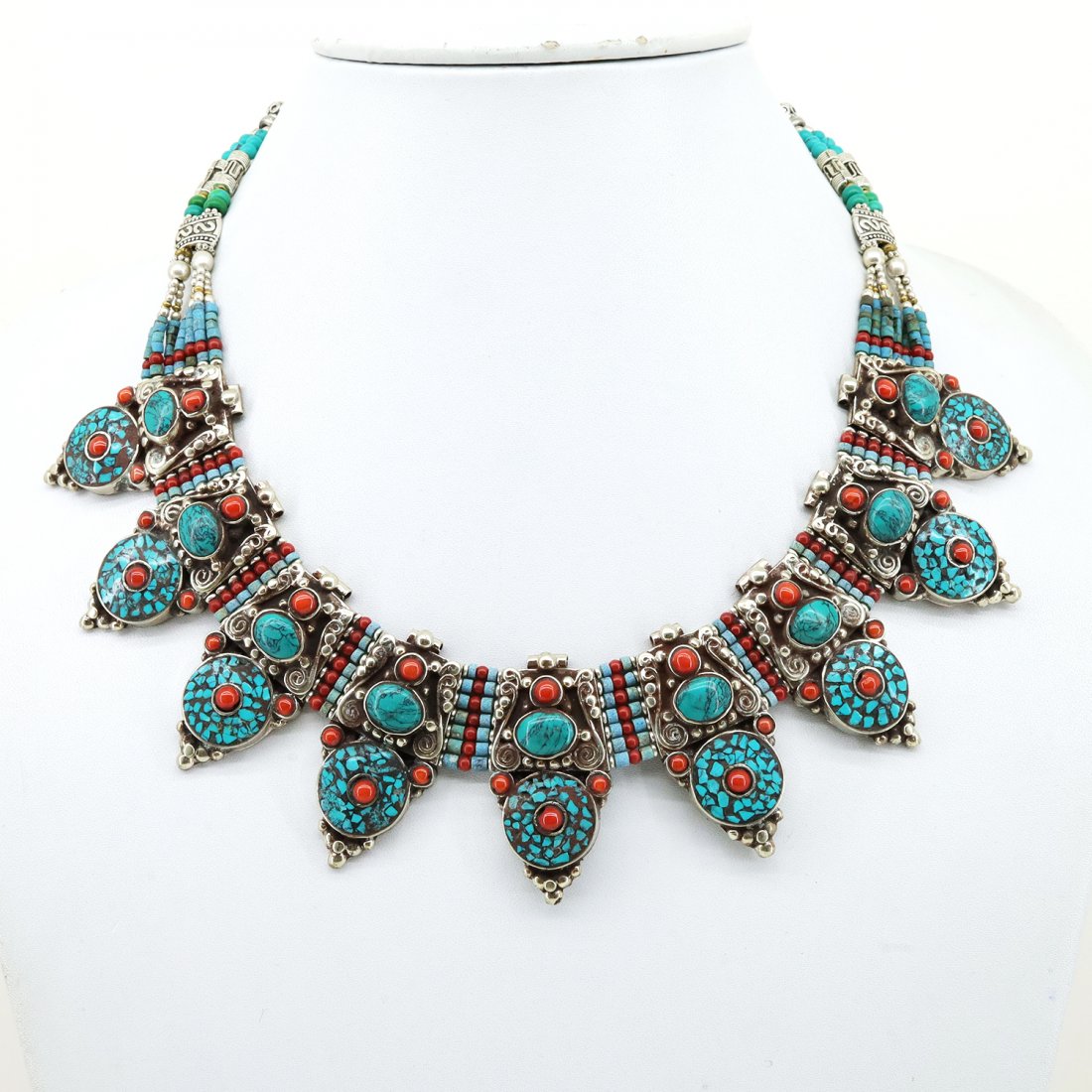 Old Vintage Turquoise & Coral Choker Necklace: Tibet Natural Stone Hand Made Taiwani Coral Necklace......This elegant Necklace was handcrafted in Tibet, the home of exquisite jewelry craftsmanship. It was skillfully made with large natural Turquoi