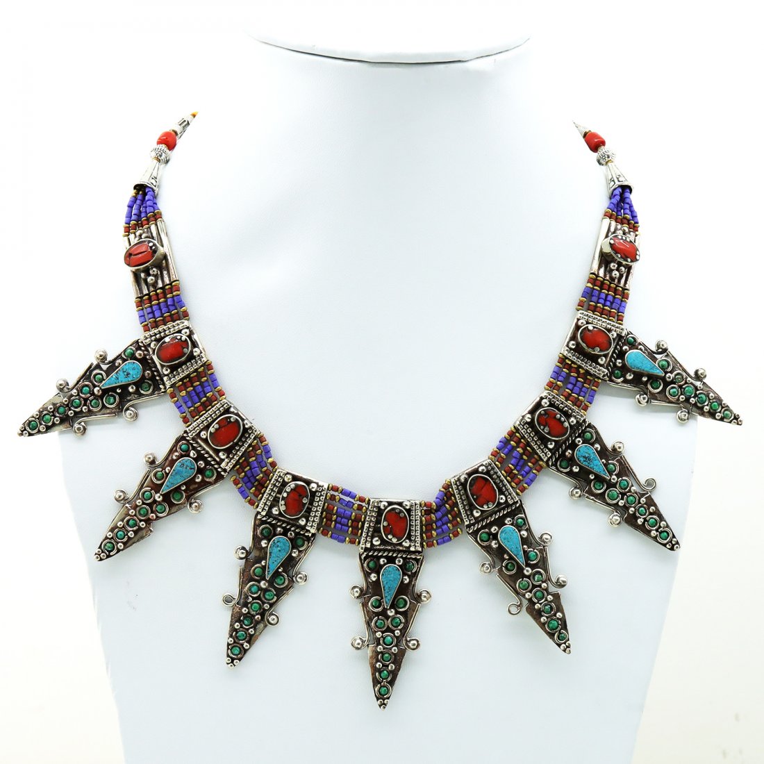 Old Vintage Turquoise & Lapis Choker Necklace: Tibet Natural Stone Hand Made Taiwani Coral Necklace......This elegant Necklace was handcrafted in Tibet, the home of exquisite jewelry craftsmanship. It was skillfully made with large natural Turquoi