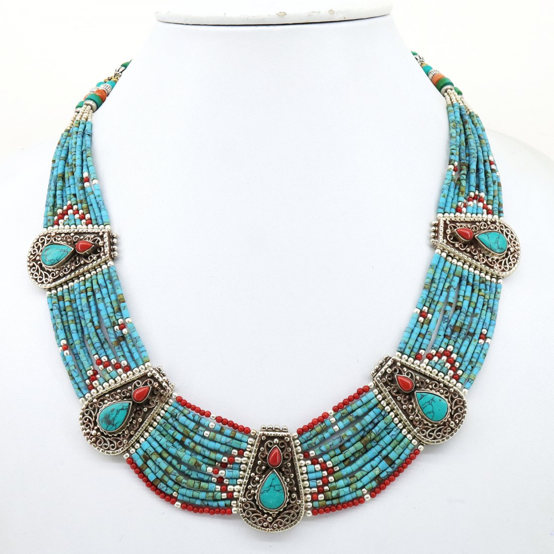 Old Vintage Turquoise & Coral Choker Necklace: Tibet Natural Stone Hand Made Taiwani Coral Necklace......This elegant Necklace was handcrafted in Tibet, the home of exquisite jewelry craftsmanship. It was skillfully made with large natural Turquoi