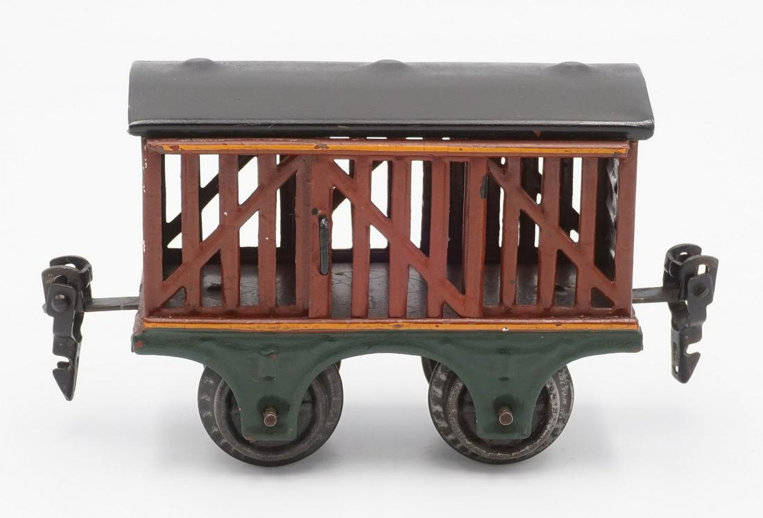 Märklin Früchtewagen 1809 Spur 0: Blech brauner alter Lack Stirnseiten geschlossen zwei Schiebetüren altersgemäß guter Zustand L. 10 cm Märklin goods wagon (for fruit) scale O no. 1809 tin old brown paint