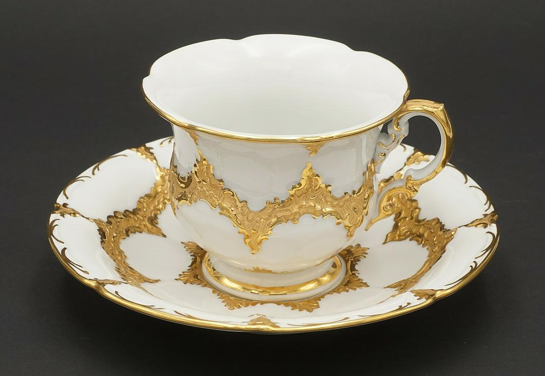 Meissen pomp cup (1 of 3)