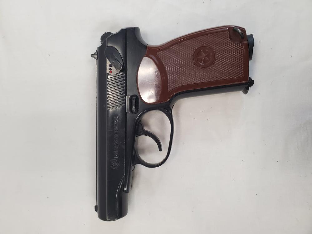 Makarov BB Pistol: .177 BB/Pellet, CO2 power 18C14732 no ffl transfer required