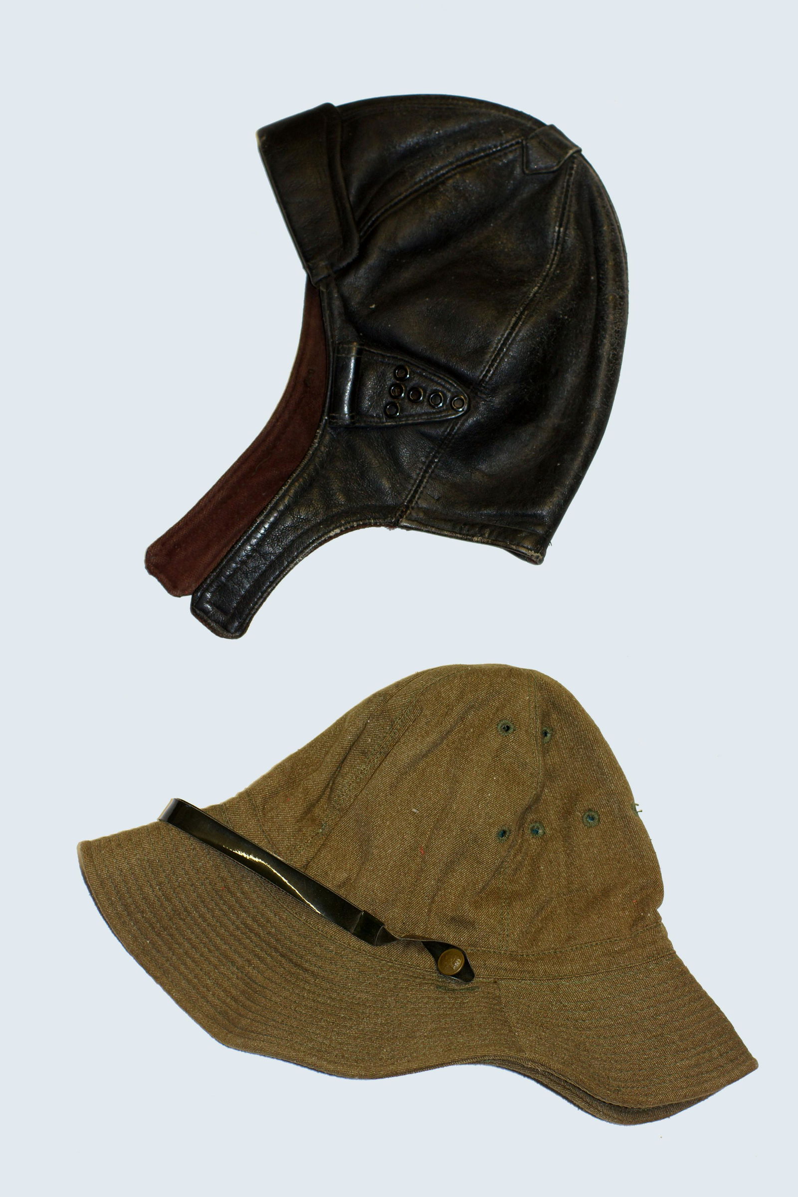 Vintage Soviet Army hats Lot of 2: Army Soviet hats. Lot of 2. First Russian Soviet Army hat used during Afghan campaign Size l 8" . Second WWII Soviet Pilot Leather hat. Size l 13".