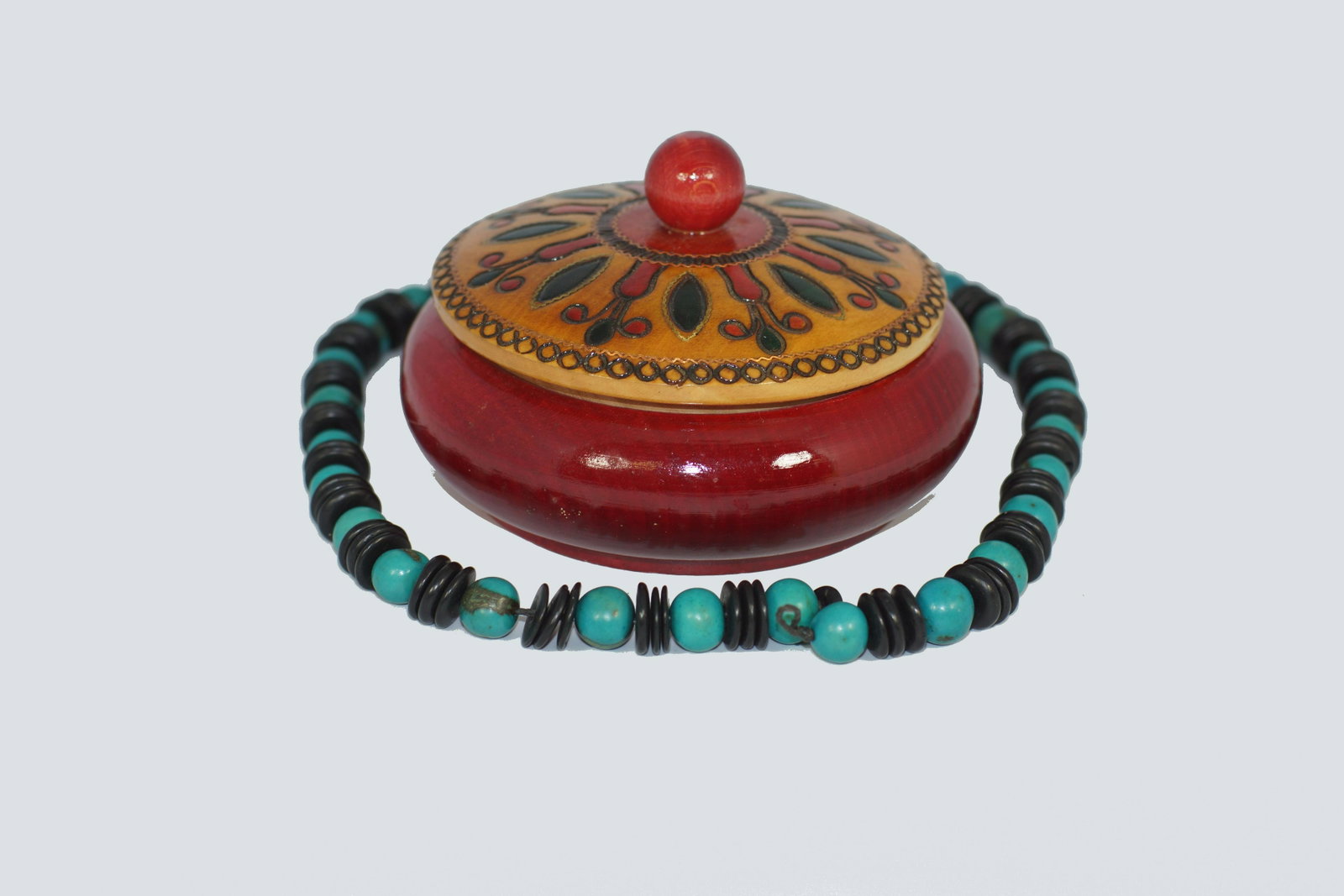 Hand Crafted Art Jewelry Box and Necklace: Hand Crafted Art Jewelry Box and Necklace. Round Wooden Trinket Box made in Poland. Size d 4.5".