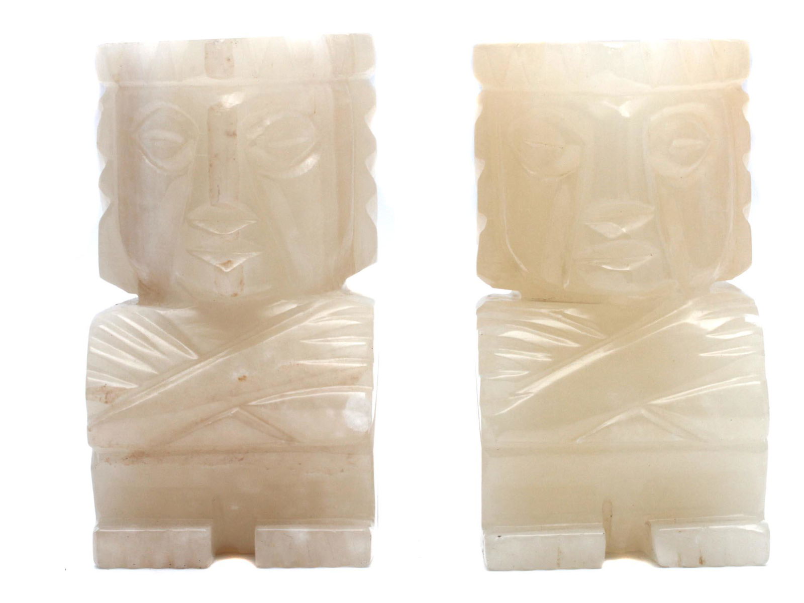 A PAIR OF VINTAGE MEXICAN CARVED ONYX BOOKENDS (1 of 4)