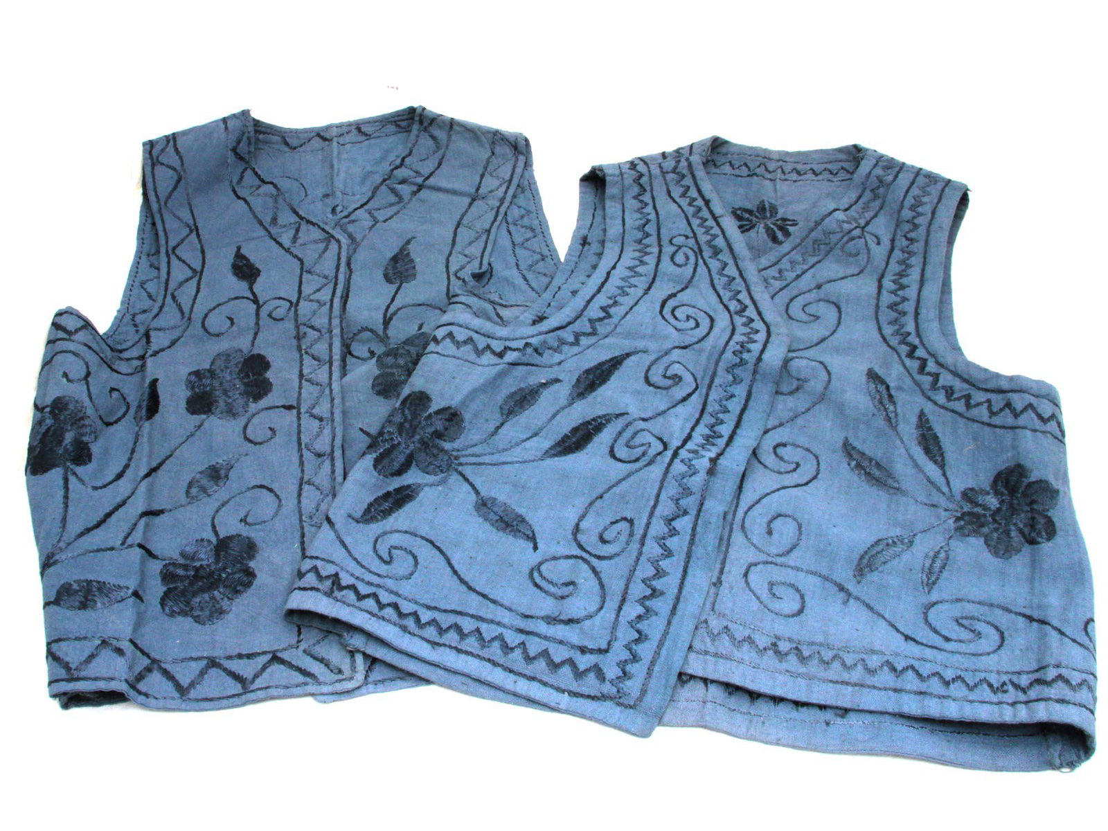 Set of 2 Hand Embroidered Waistcoat Pakistan: Hand Embroidered Waistcoat from Pakistan Dimensions: L: 22" | L:22.4"
