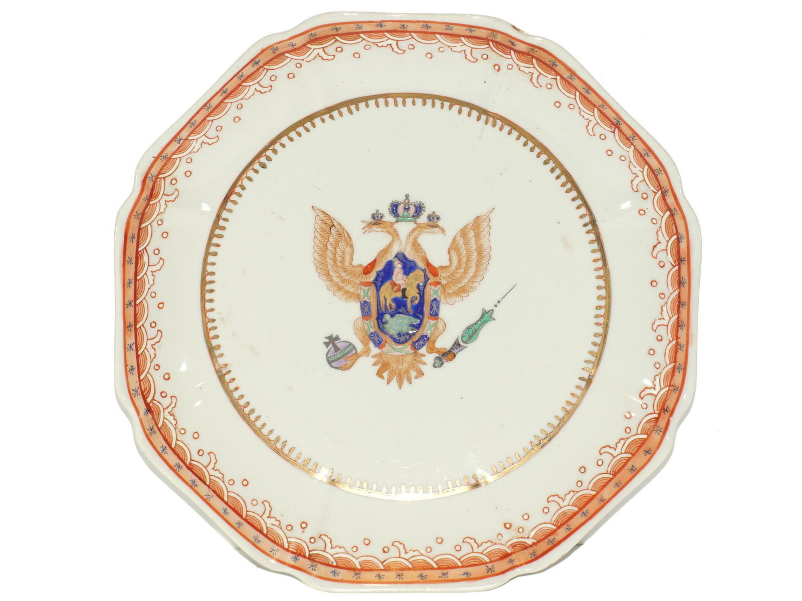 A CHINESE EXPORT PORCELAIN PATE FOR THE RUSSIAN MARKET: A rare Chinese export hand painted armorial porcelain plate made for the Russian market, featuring the Imperial Russian double-headed eagle with St. George in the center.Late 18th - early 19th cc. Dim