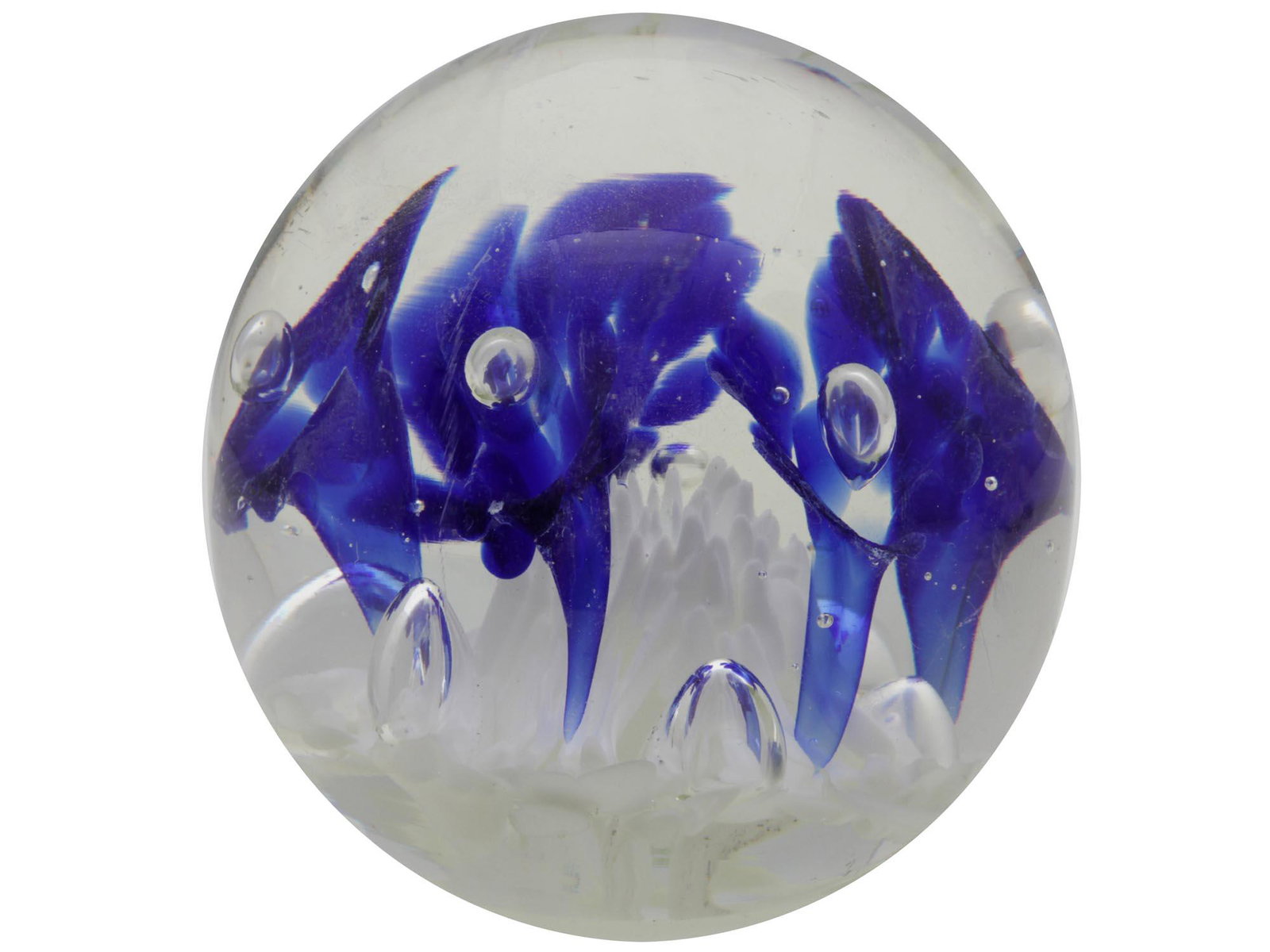 A VINTAGE ART GLASS PAPERWEIGHT BY ST CLAIR: A vintage handmade art glass paperweight designed with five blue flowers with a controlled bubble in the center. The canes have been elongated and twisted to form a stem, all of the stems are anchored