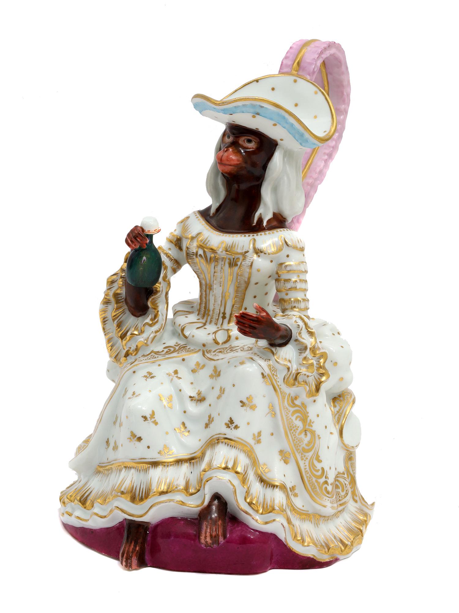 A JACOB PETIT PORCELAIN SINGERIE EWER MID 19TH C. (1 of 4)