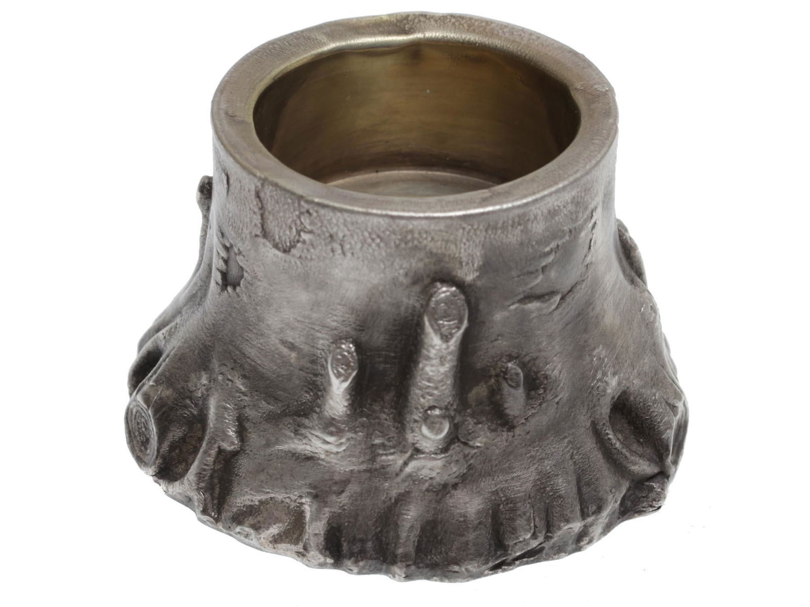 A RUSSIAN SILVER SALT CELLAR (1 of 7)