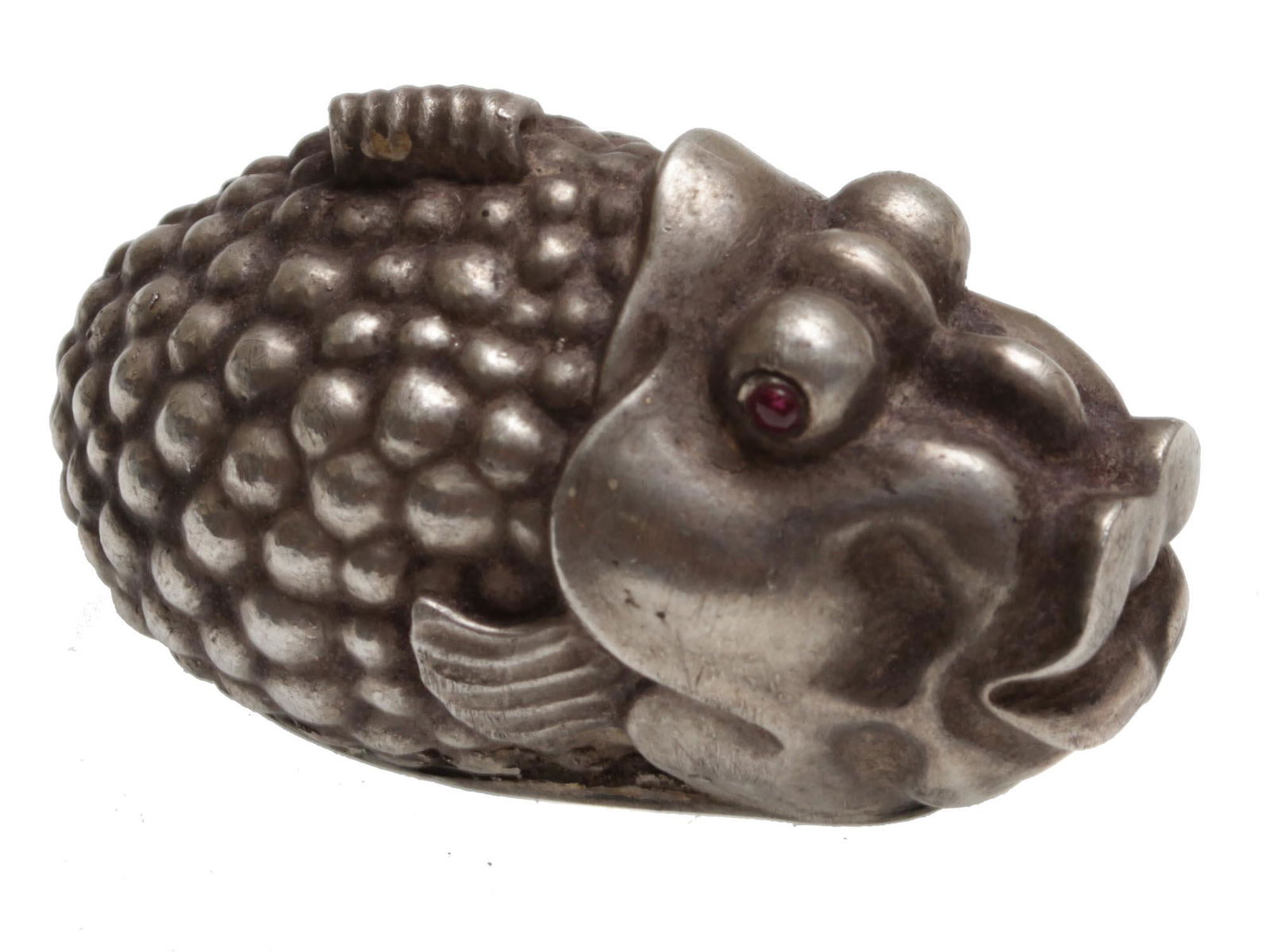 A RUSSIAN SILVER CARVED FISH FIGURINE (1 of 6)
